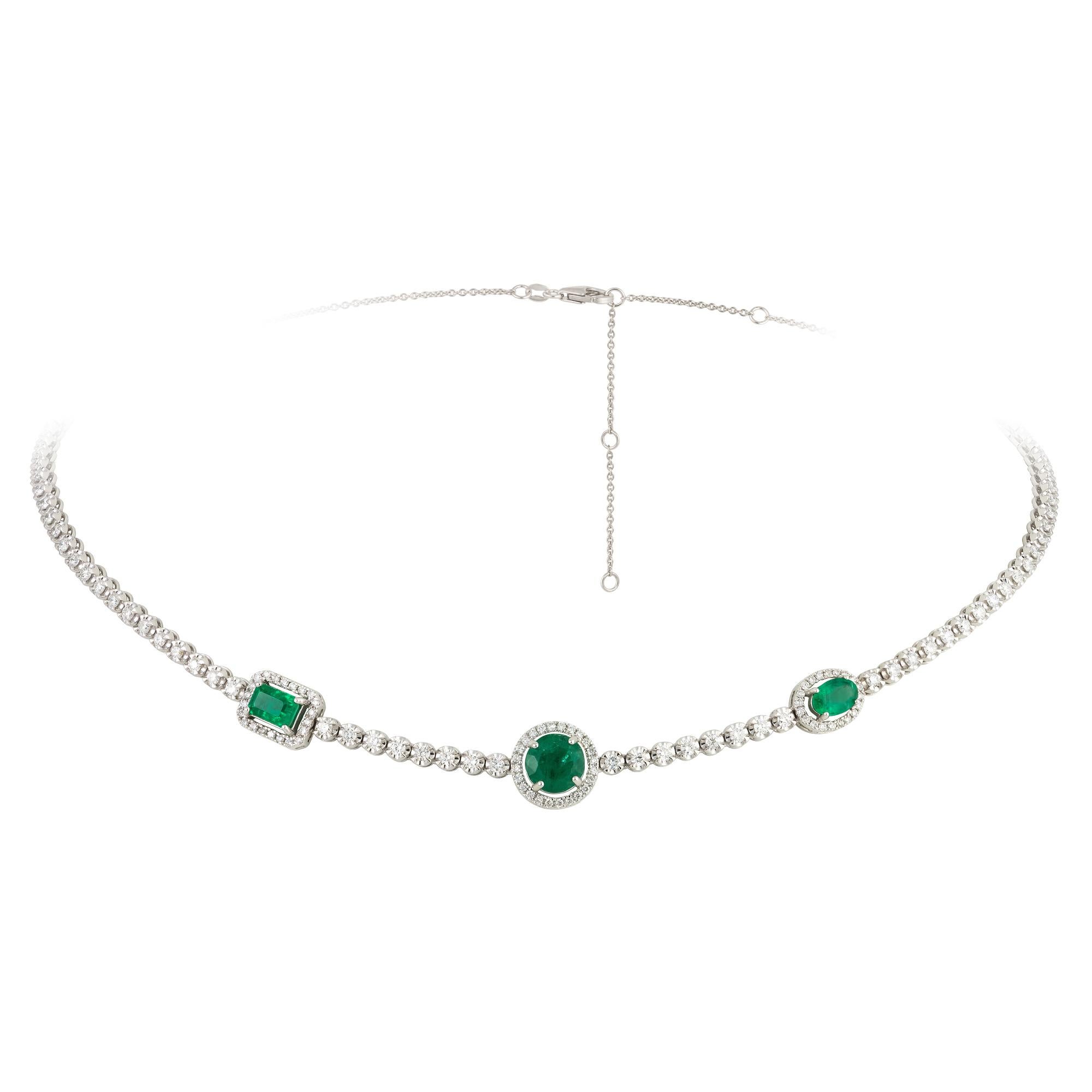 NECKLACE 18K White Gold Diamond 2.21 Cts/142 Pcs Emerald 2.28 Cts/3 Pcs
