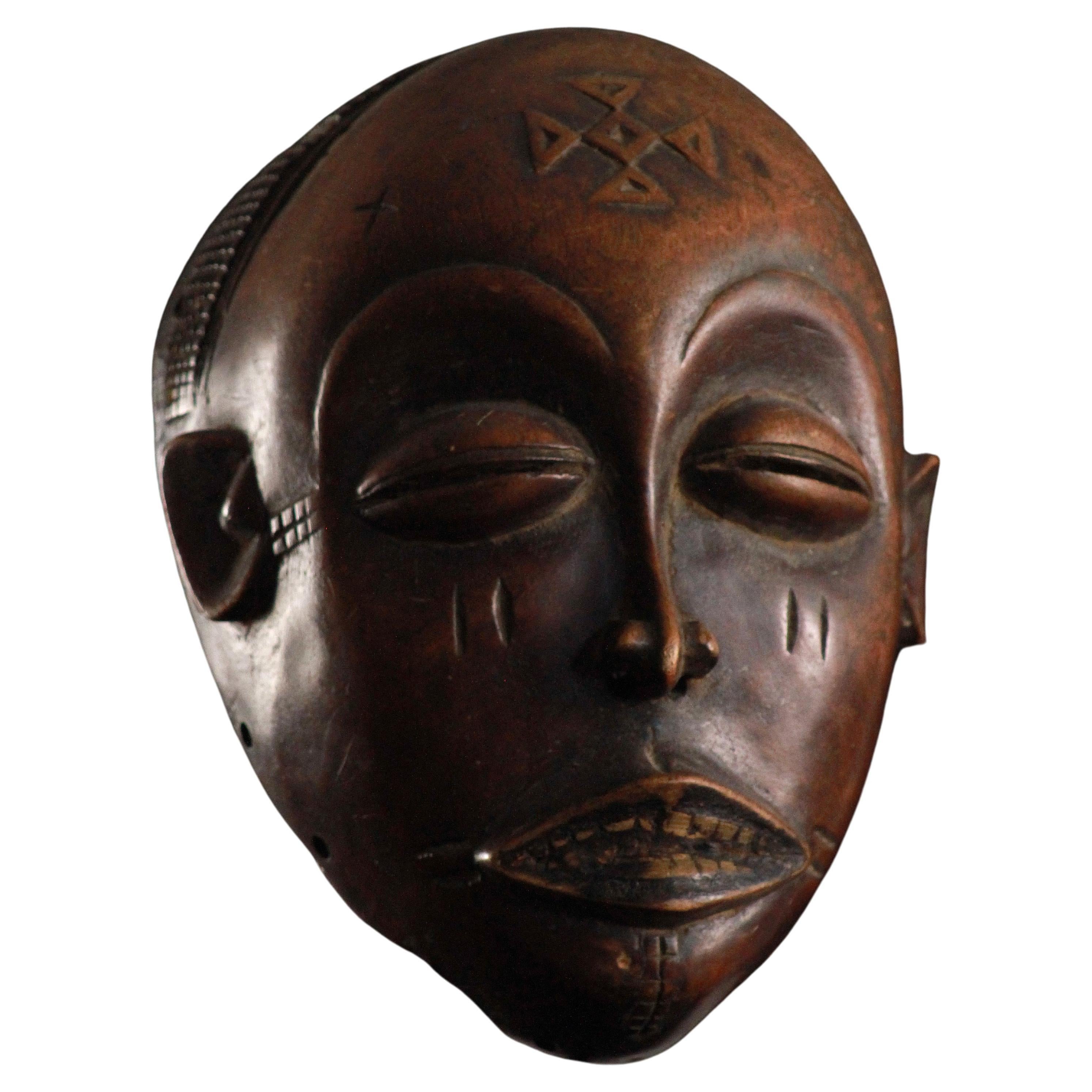 Chokwe Mask, Democratic Republic of The Congo 20th Century For Sale