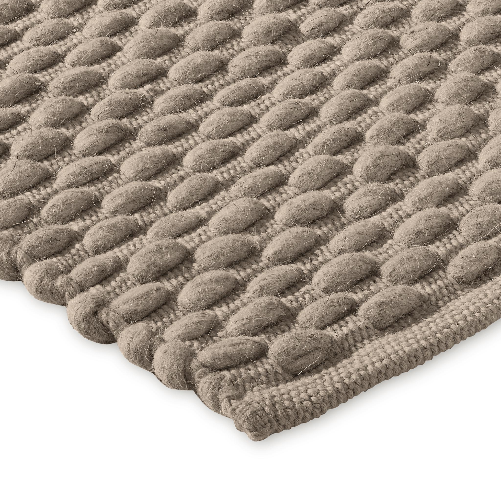 XXI secolo e contemporaneo Tappeto Choma 6x9ft in lana di frassino, cotone, con disegno a pompon, tessuto a mano di lusso in vendita