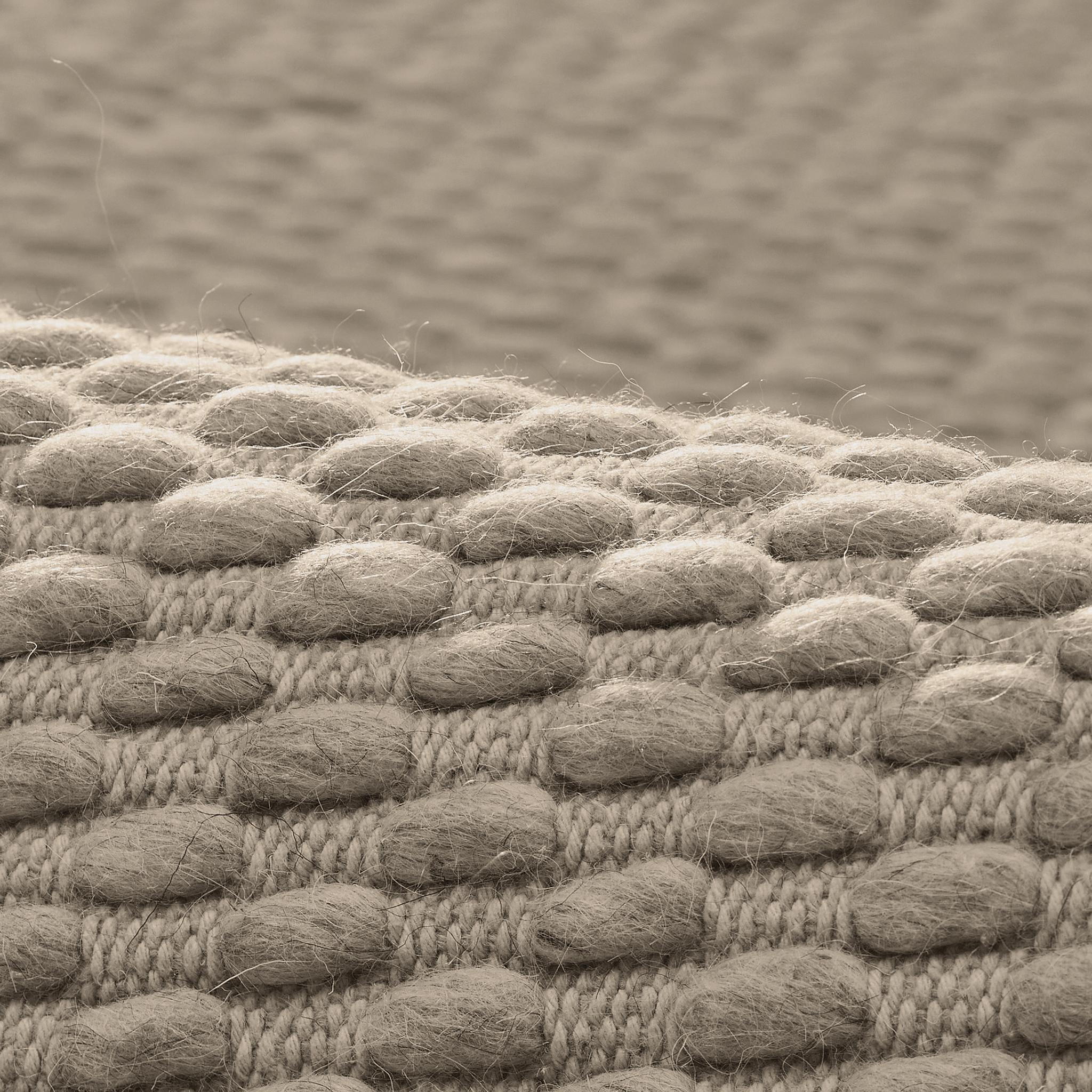 Tissé à la main Choma 8x10ft ash wool cotton chunky bobble design luxury handwoven rug en vente