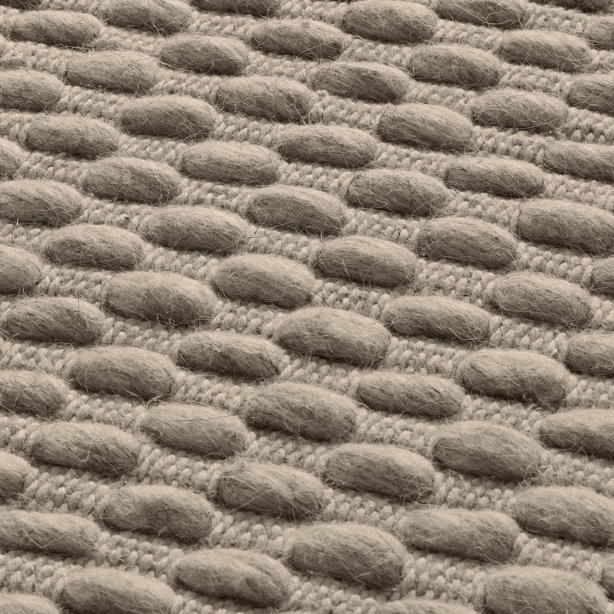 Laine Choma 8x10ft ash wool cotton chunky bobble design luxury handwoven rug en vente