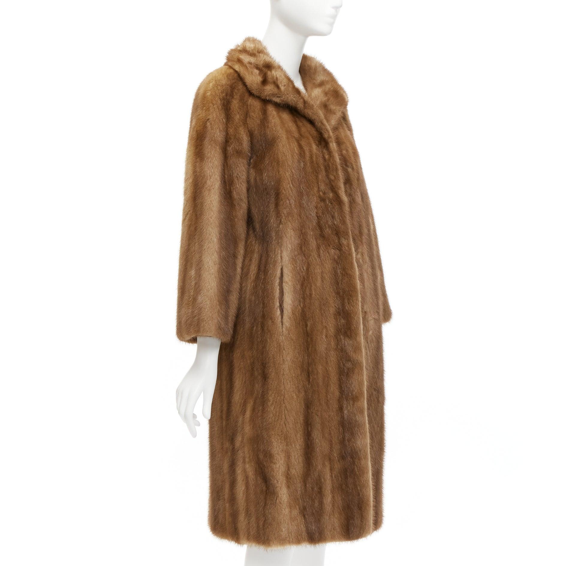CHOMBERT brown genuine fur patched longline collared long sleeve coat In Good Condition For Sale In Hong Kong, NT