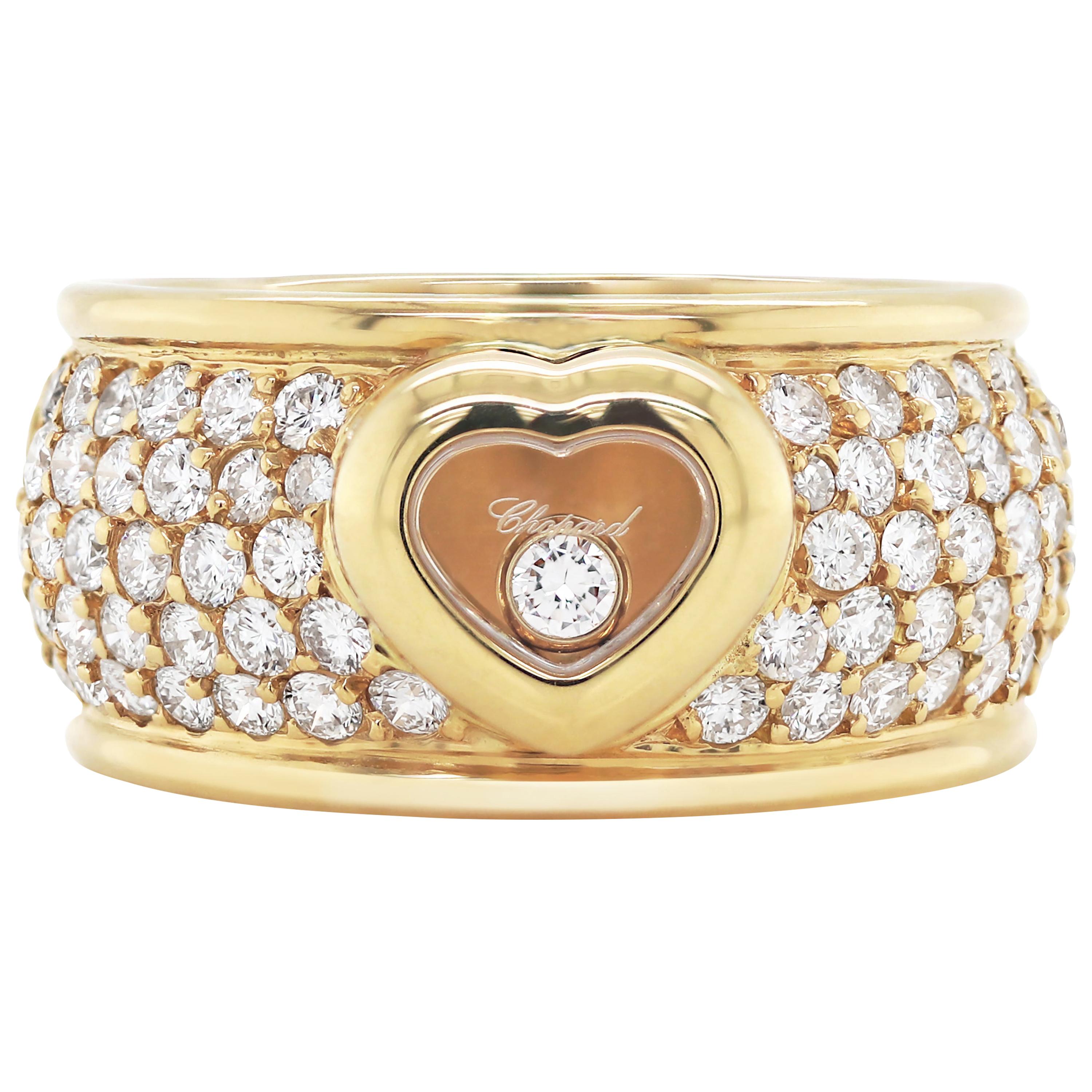 Chopard 18 Carat Yellow Gold Happy Diamond Heart Pavé Ring
