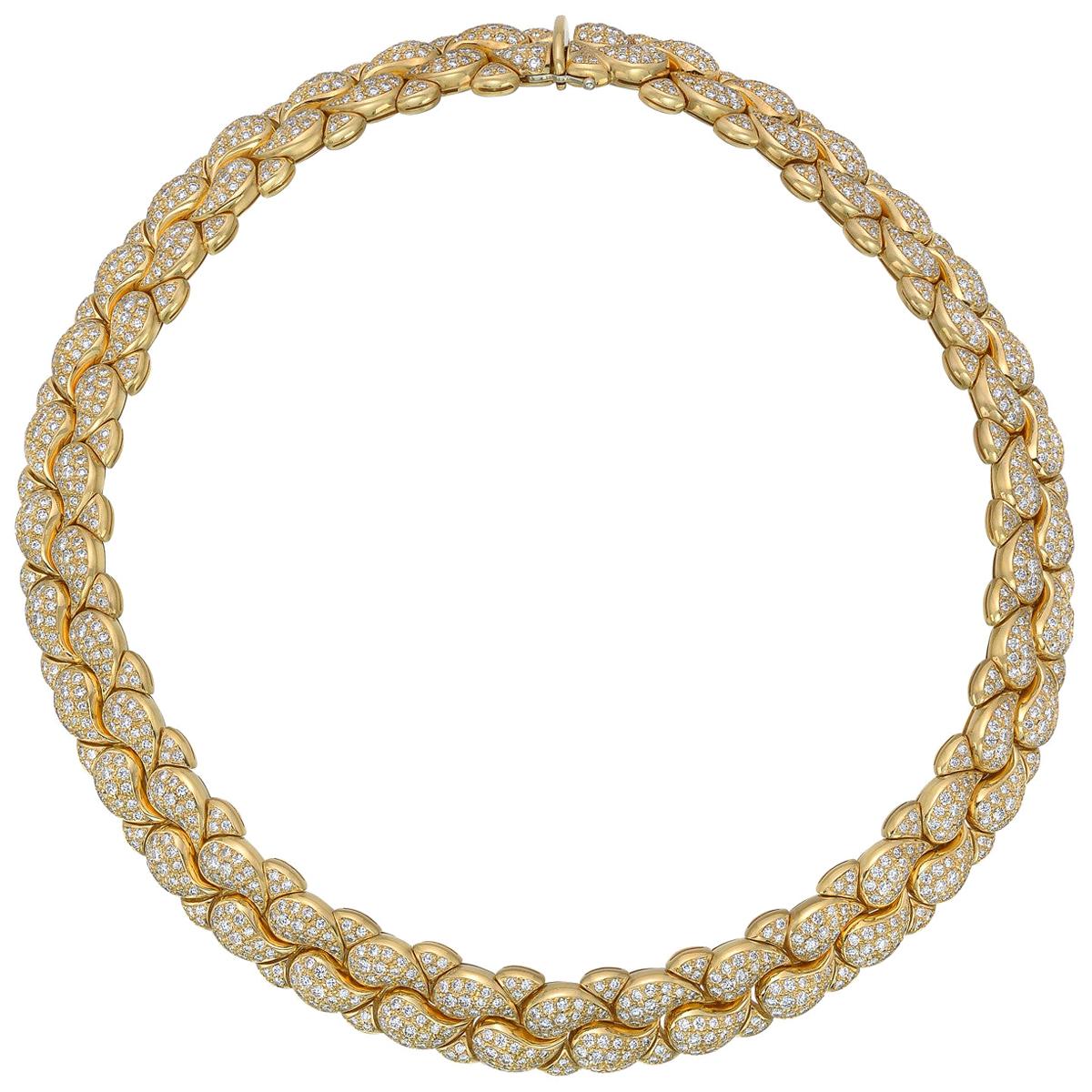 Chopard 18 Karat Yellow Gold amd Diamond 'Casmir' Necklace