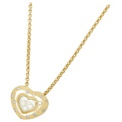 Chopard 18 Karat Yellow Gold Round Cut Happy Diamonds Spotted Pendant Necklace Chopard 18 Karat Yellow Gold Round Cut Happy Diamonds Spotted Pendant Necklace