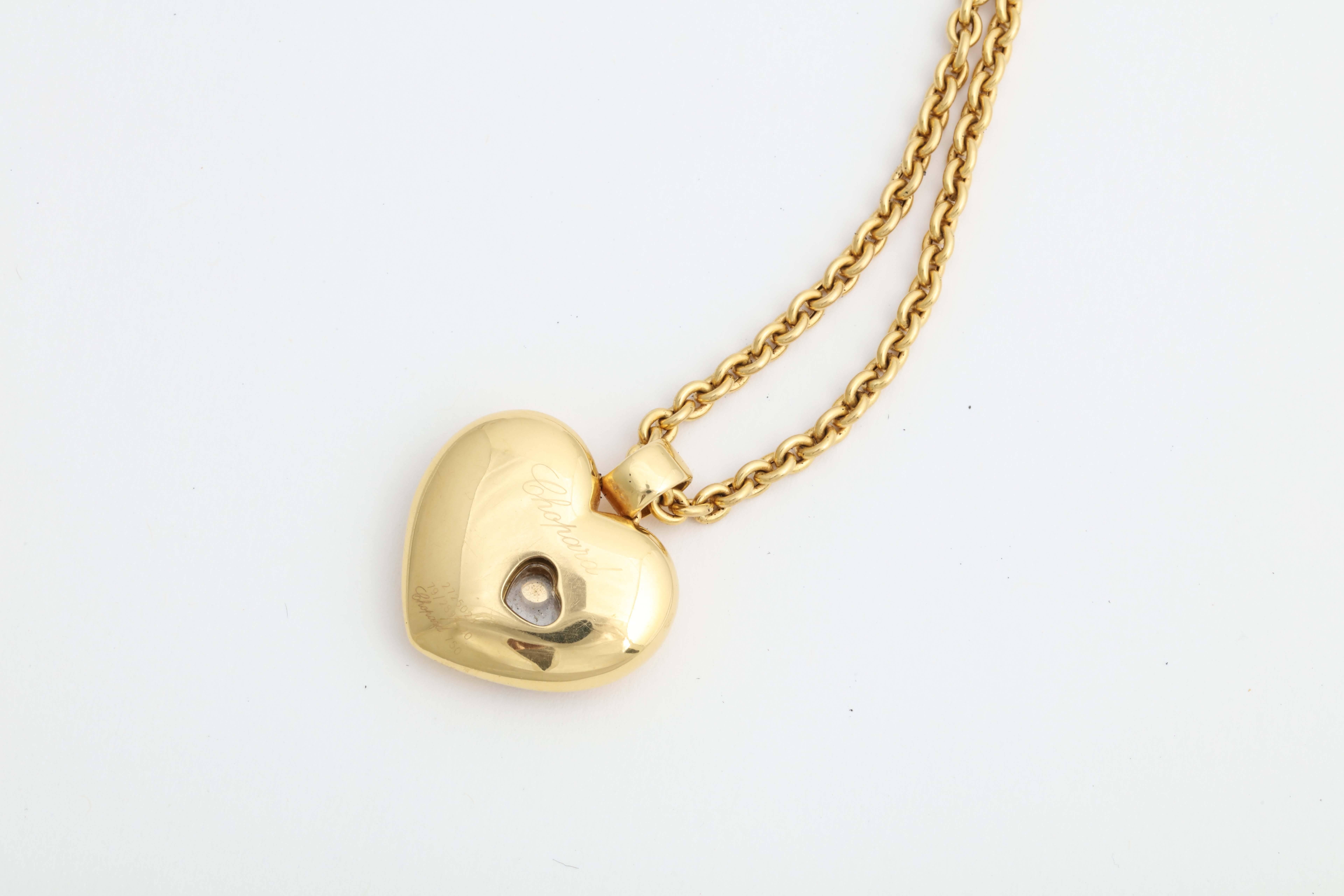 Chopard 18K Gold Love Necklace with Happy Diamonds In Good Condition For Sale In Chicago, IL