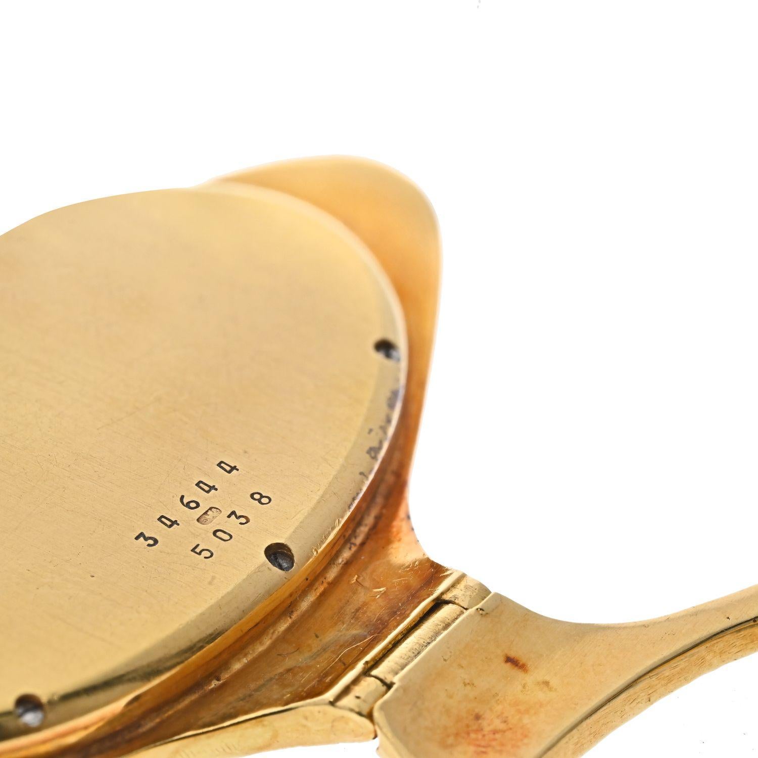 Chopard 18K Gelbgold 1970er Jahre Bark Finish Lapislazuli-Zifferblatt 1970er Jahre Armbanduhr im Zustand „Hervorragend“ im Angebot in New York, NY