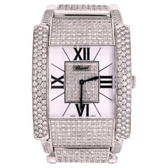 Chopard: 18 Karat Weißgold Armbanduhr, komplett mit Diamanten besetzt, großes Zifferblatt
