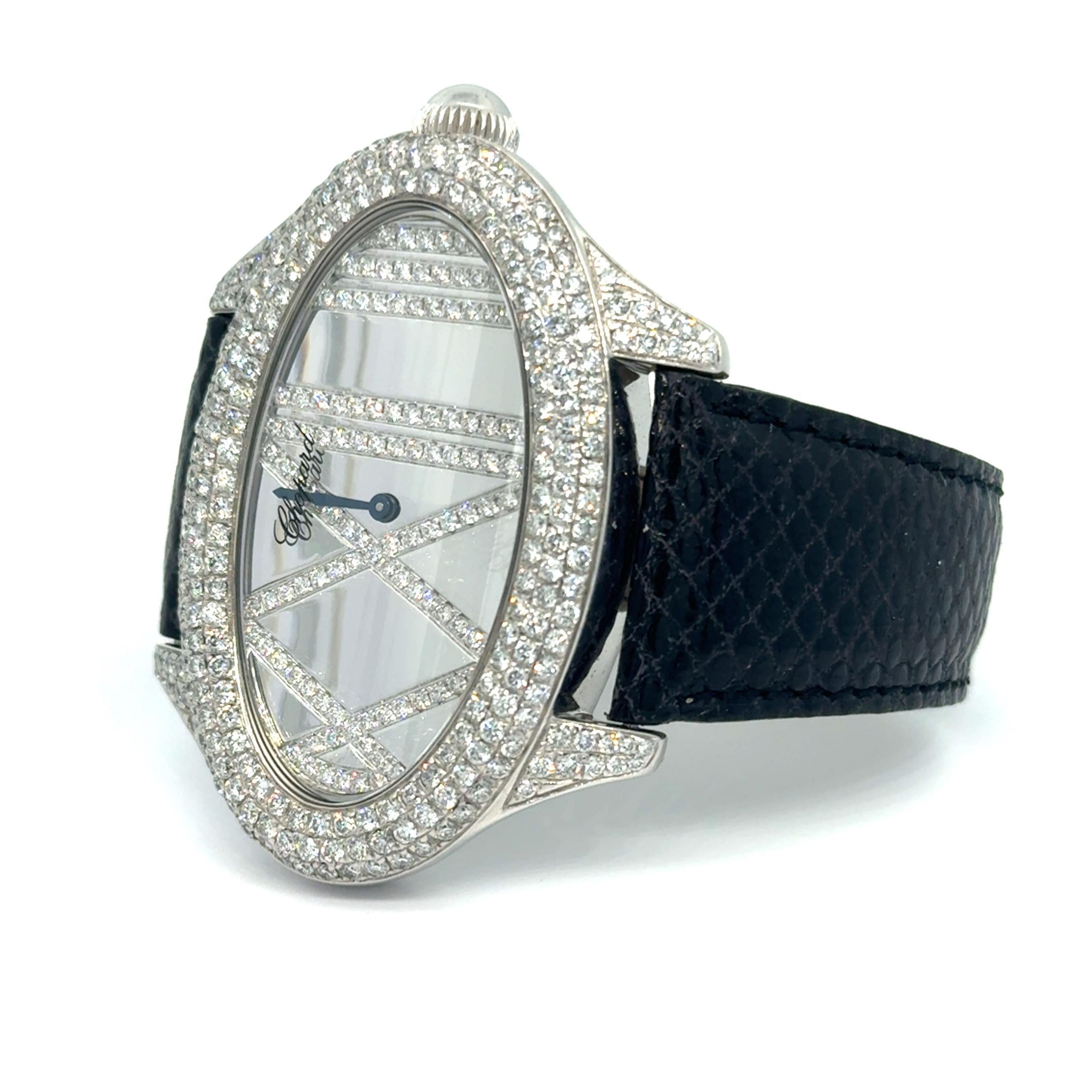 Chopard Montre-bracelet pour dames Montres Dame Cat Eye en or blanc 18 carats et diamants Pour femmes en vente
