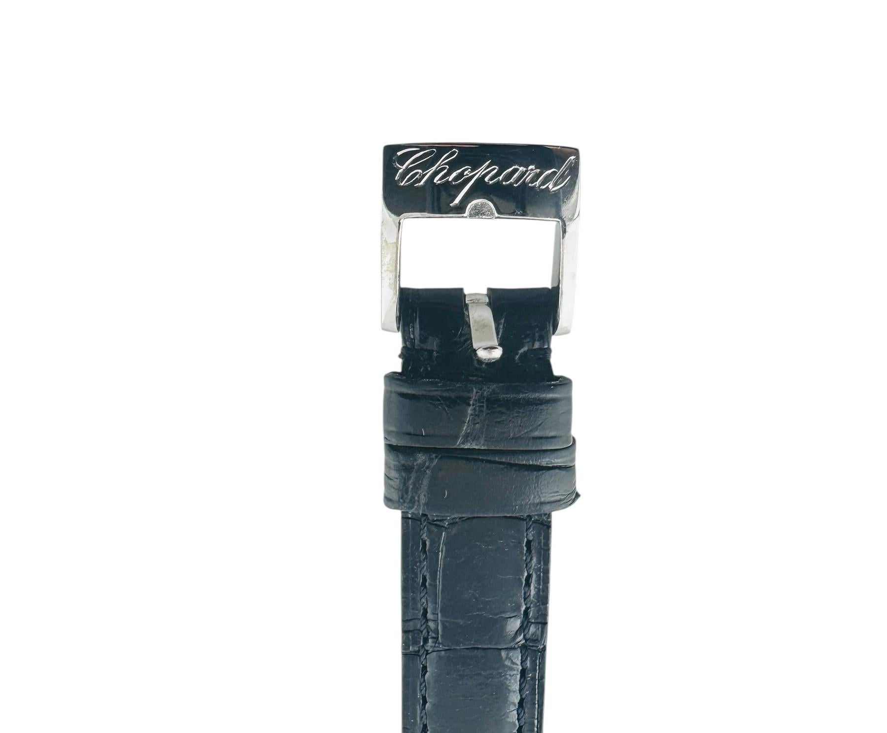Chopard 18K Weißgold Diamant Damenuhr 426 1 #23249 im Angebot 2