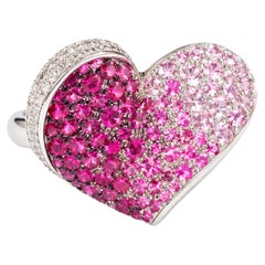 Chopard Anello Cuore in oro bianco 18 carati con diamanti, rubini e zaffiri rosa