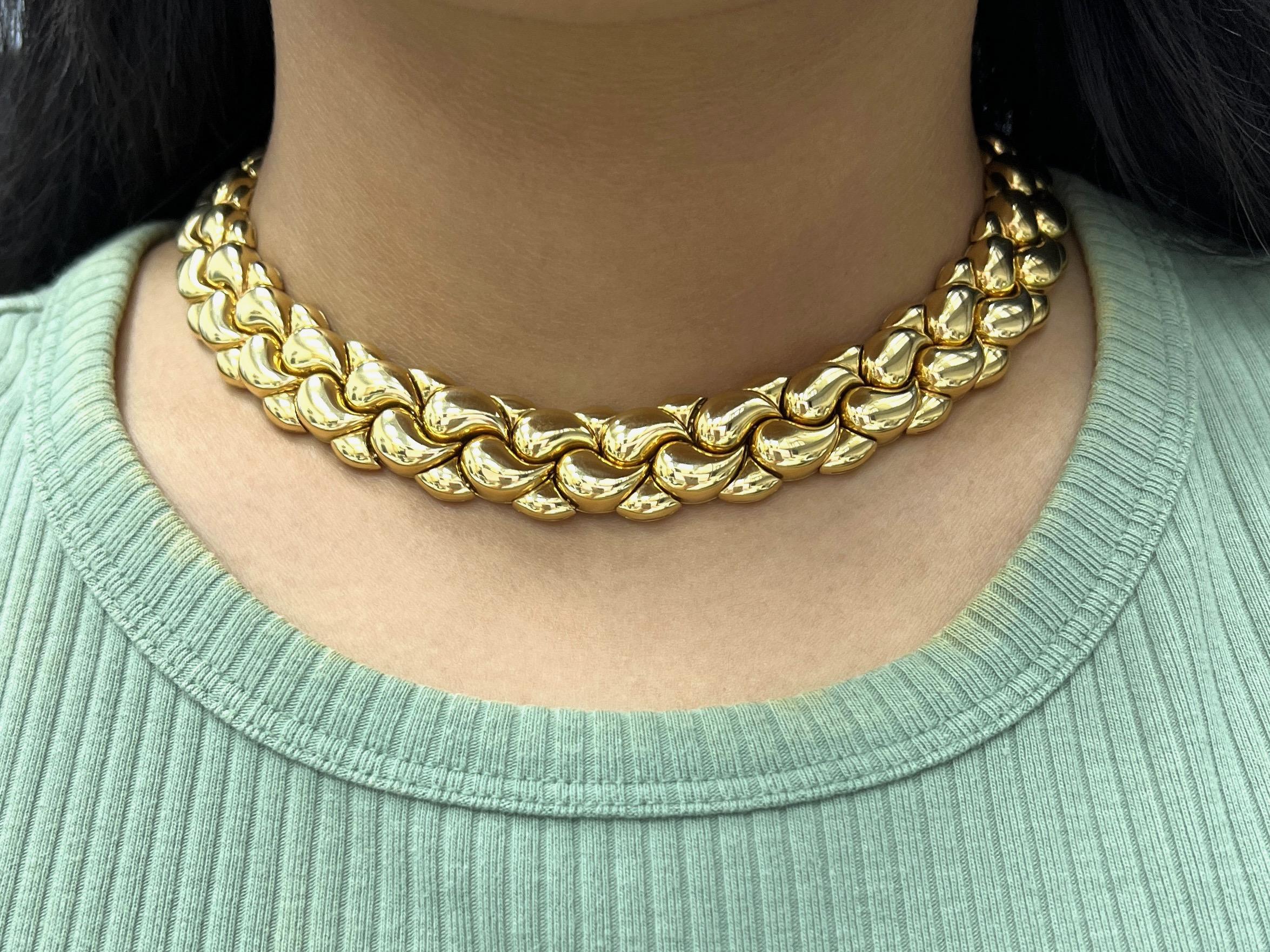 Chopard Rose Gold Teardrop Necklace For Sale 5