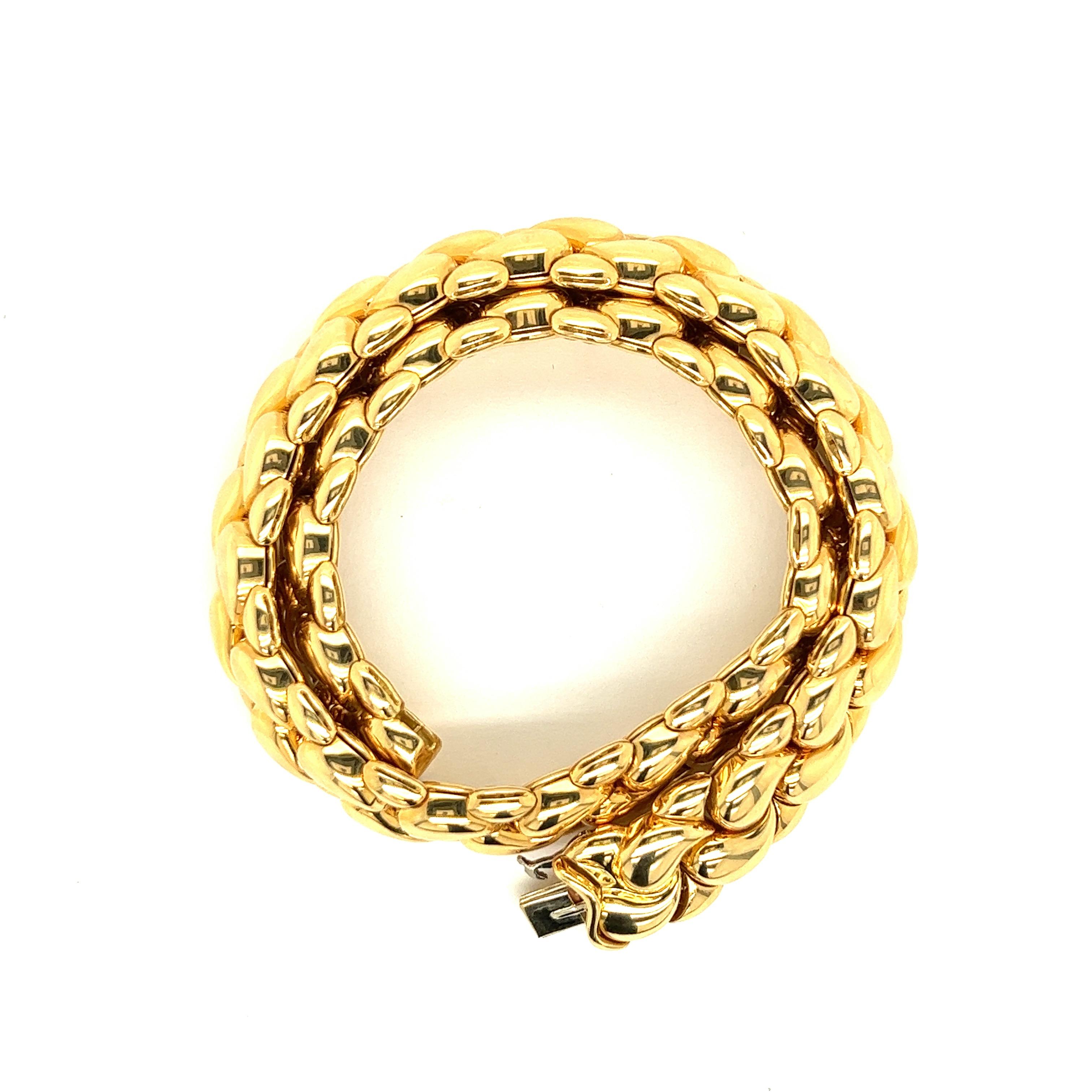 Chopard Rose Gold Teardrop Necklace For Sale 4