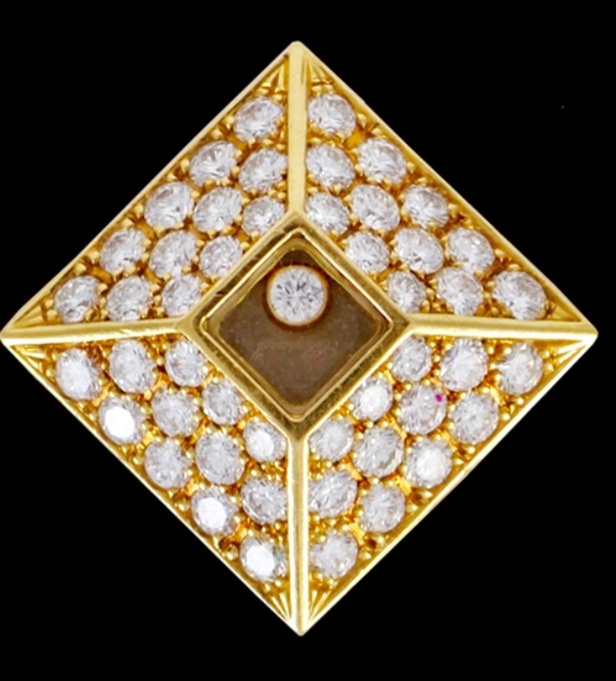 Chopard, 18 Karat Gold Happy Diamonds Clip-Ohrringe Damen 98 Teile Diamant im Zustand „Hervorragend“ im Angebot in New York, NY