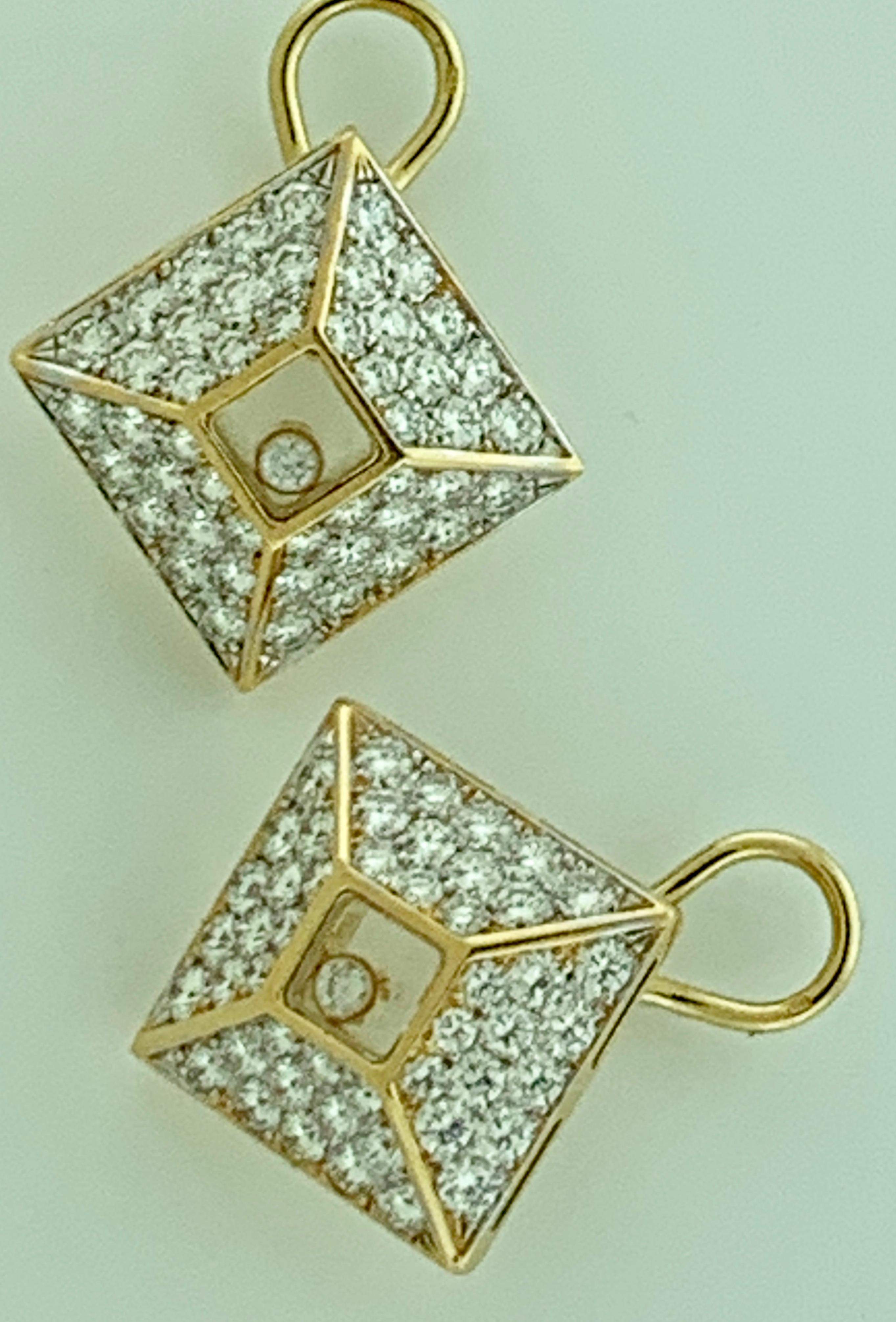 Women's Chopard, 18 Karat Gold Happy Diamonds Clip Earrings Women 98 Pieces Diamond For Sale