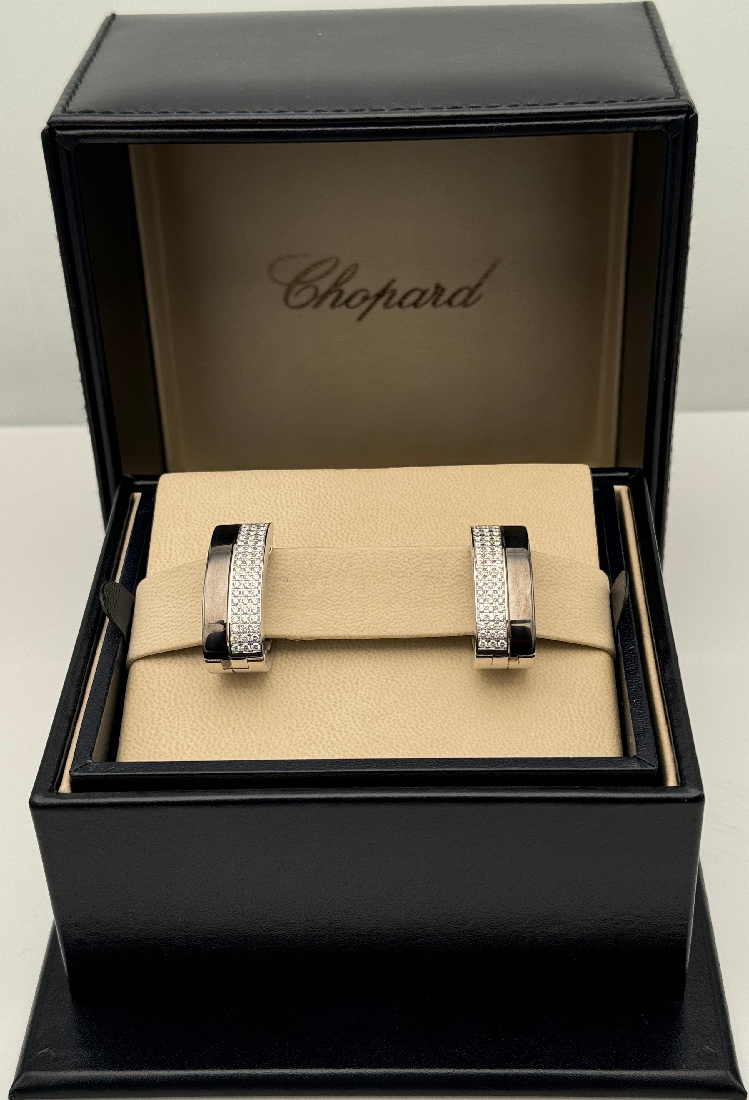 CHOPARD 2.26 Carats Pave Set Diamonds Wide Hoop Earrings in White Gold In Excellent Condition For Sale In New York, NY