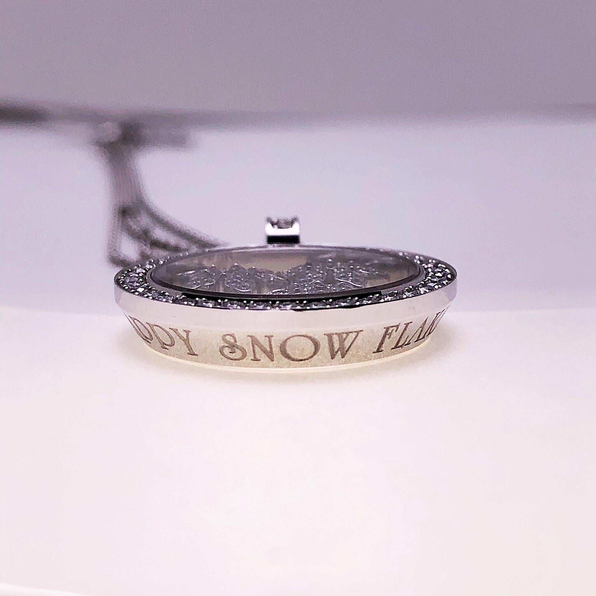 Chopard Pendentif à double chaîne en forme de flocons de neige avec diamants de 0,96 carat Unisexe en vente