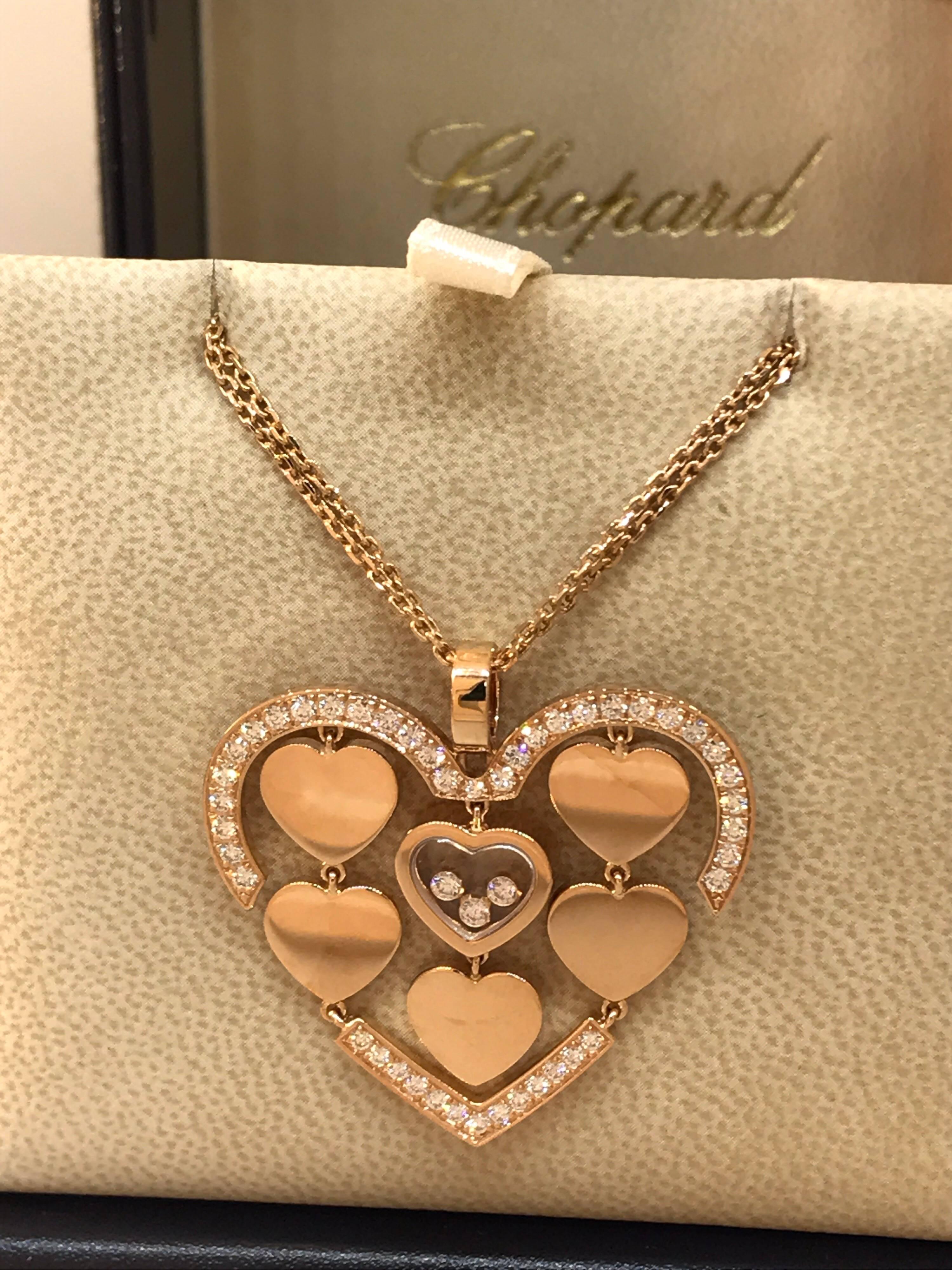 Women's Chopard Amore Hearts 18 Karat Rose Gold and Diamonds Pendant or Necklace For Sale