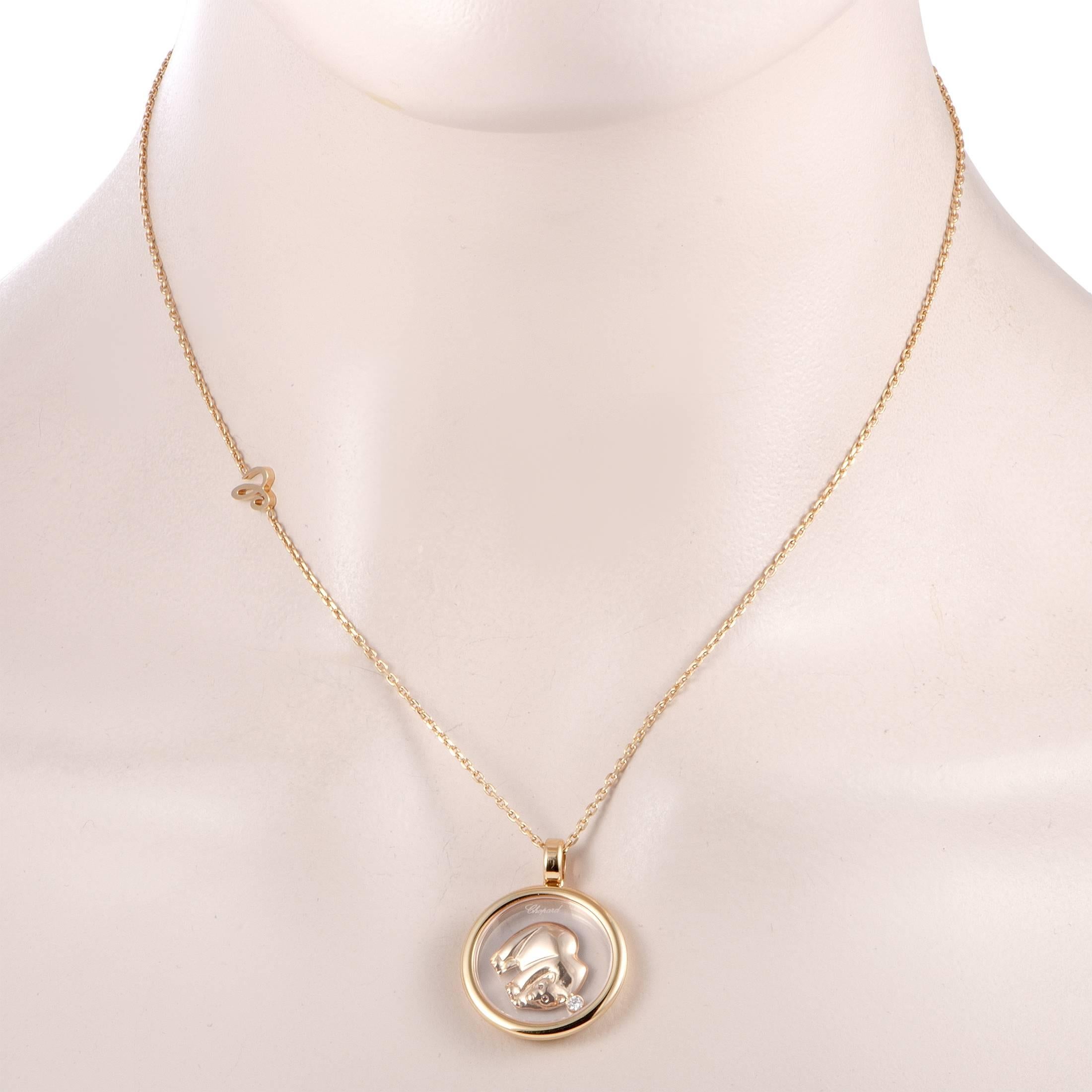 The very best of irresistible timeless elegance and endearingly offbeat design is embodied in this spectacular necklace that is presented by the renowned Swiss jewelry maker, Chopard. The necklace is exquisitely crafted from 18K rose gold and weighs