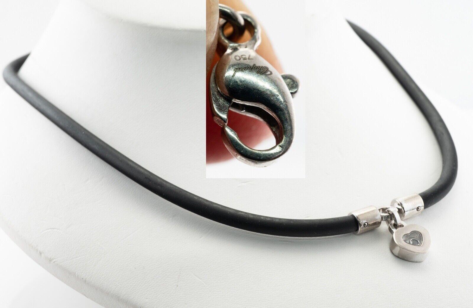 Taglio rotondo Chopard Collana Cuore con Diamante Nero Charm in Oro Bianco 18K Cordoncino in Gomma in vendita