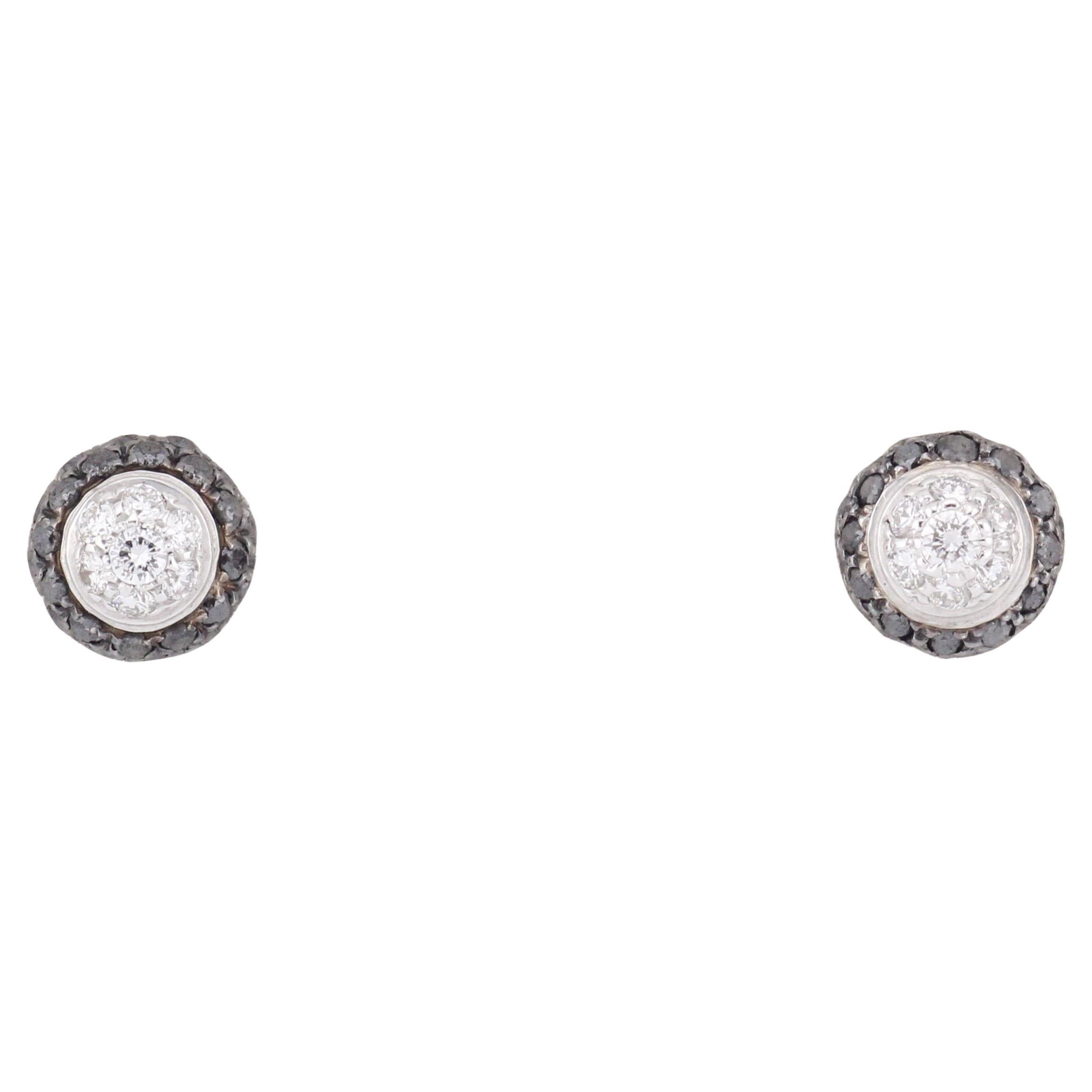 Chopard - Boucles d'oreilles en or blanc 18k avec diamants noirs et blancs en vente