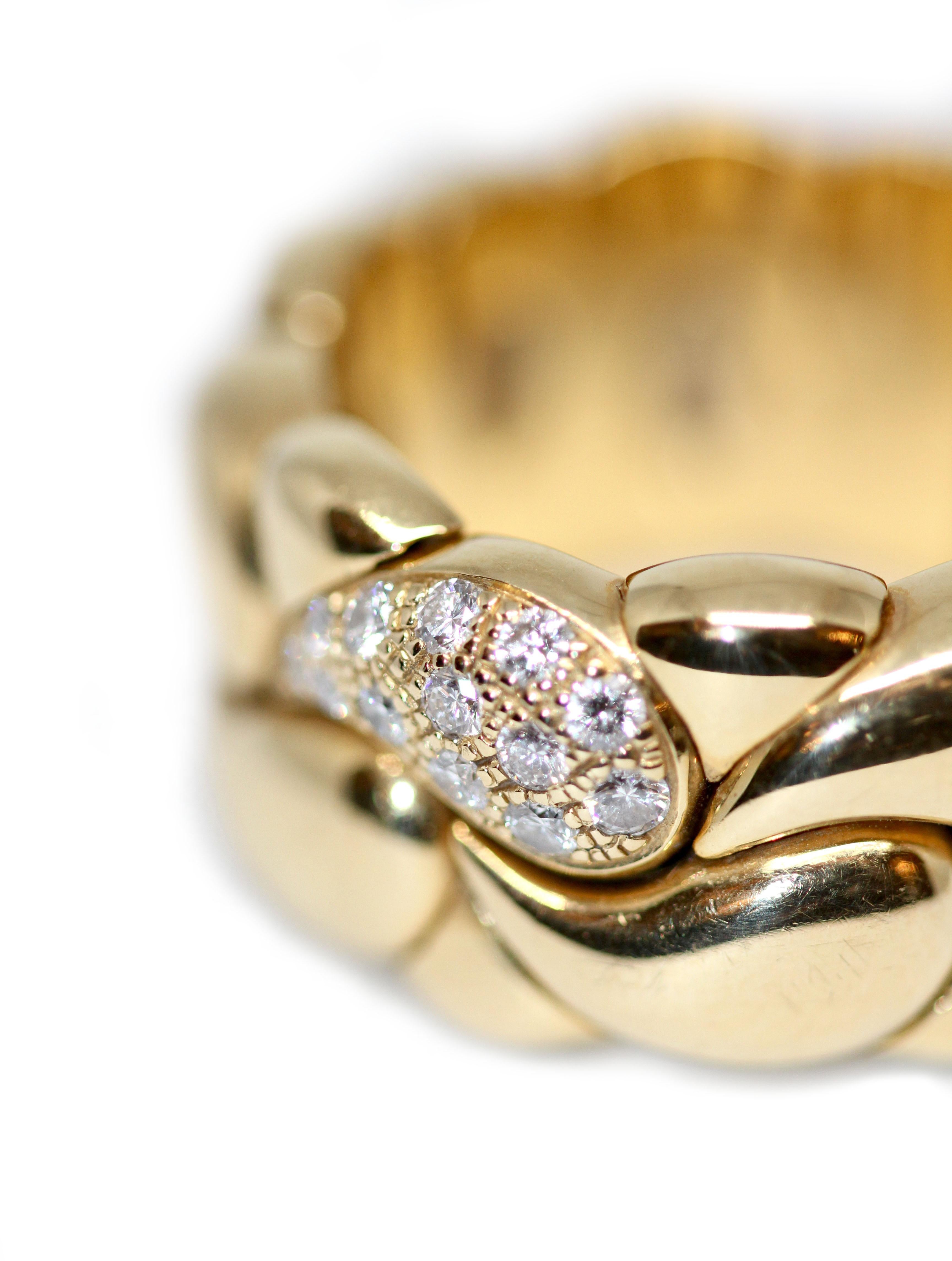 Chopard Casmir 18 Karat Yellow Gold and Diamond Ring In Good Condition For Sale In Geneva, CH