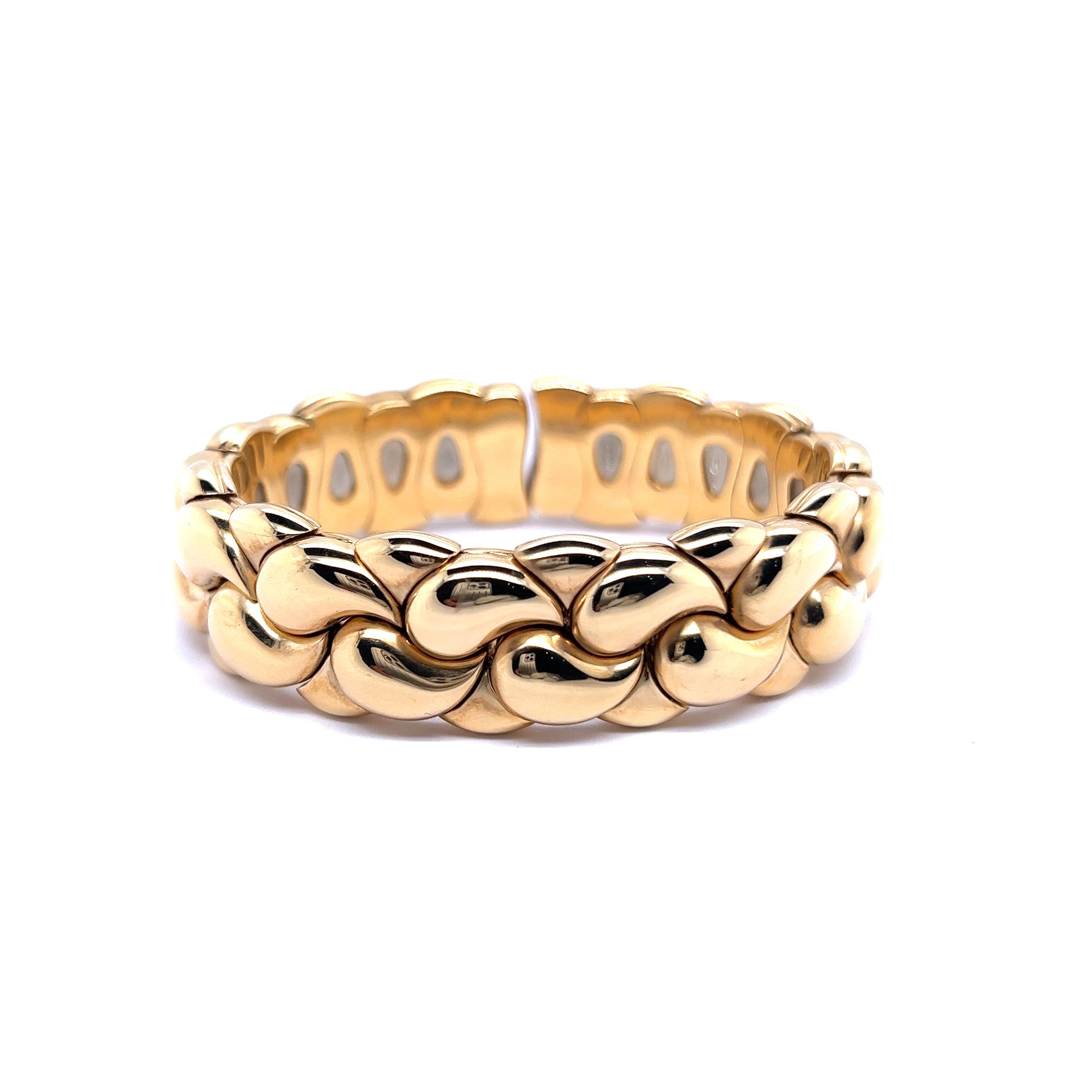 Chopard Casmir Bracelet in 18 Karat Yellow Gold 3