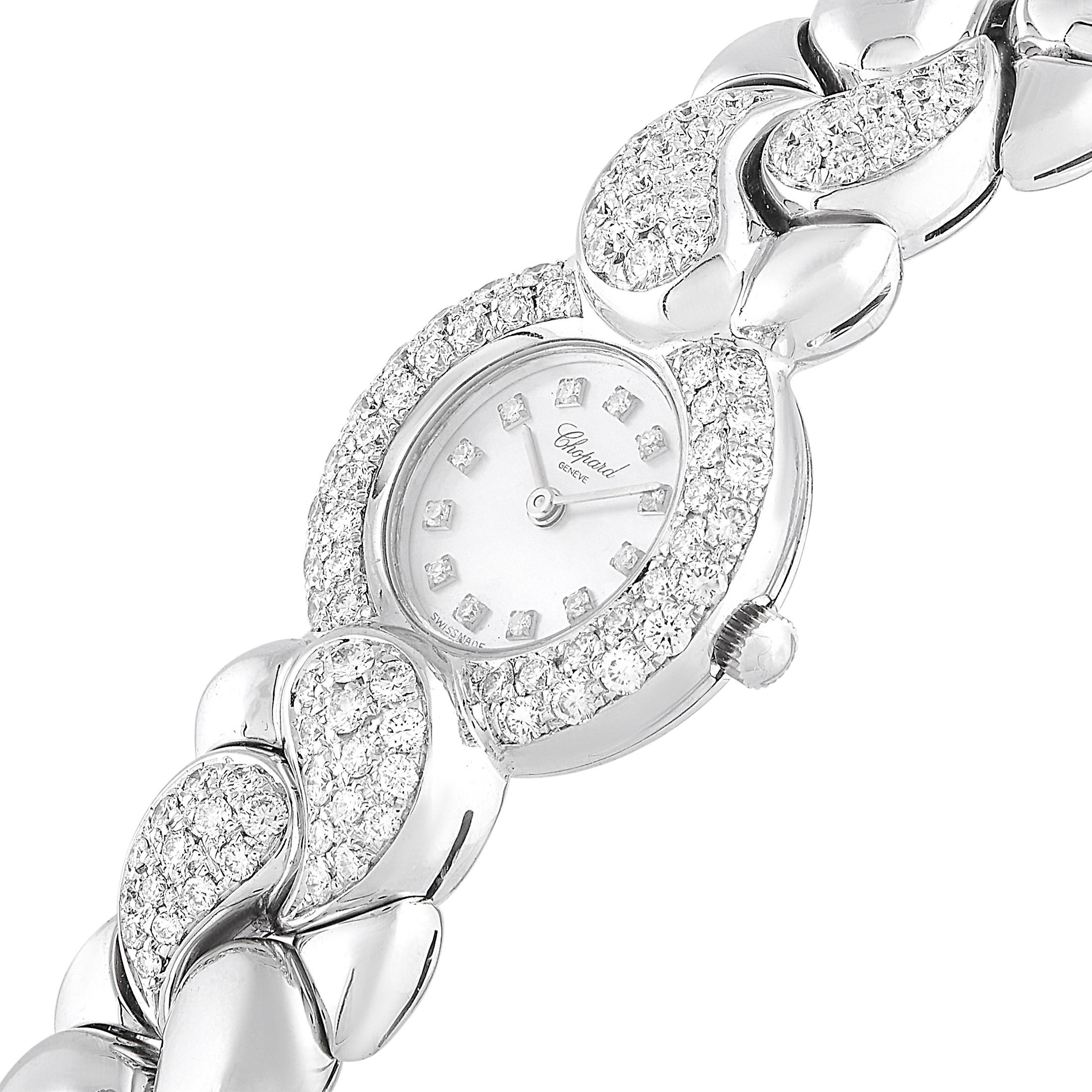 The Chopard Casmir watch, reference number 443392 917-1, comes with a water-resistant 18K white gold case that measures 23 mm in diameter. The case is embellished with diamonds and presented on a matching diamond-embellished 18K white gold bracelet.