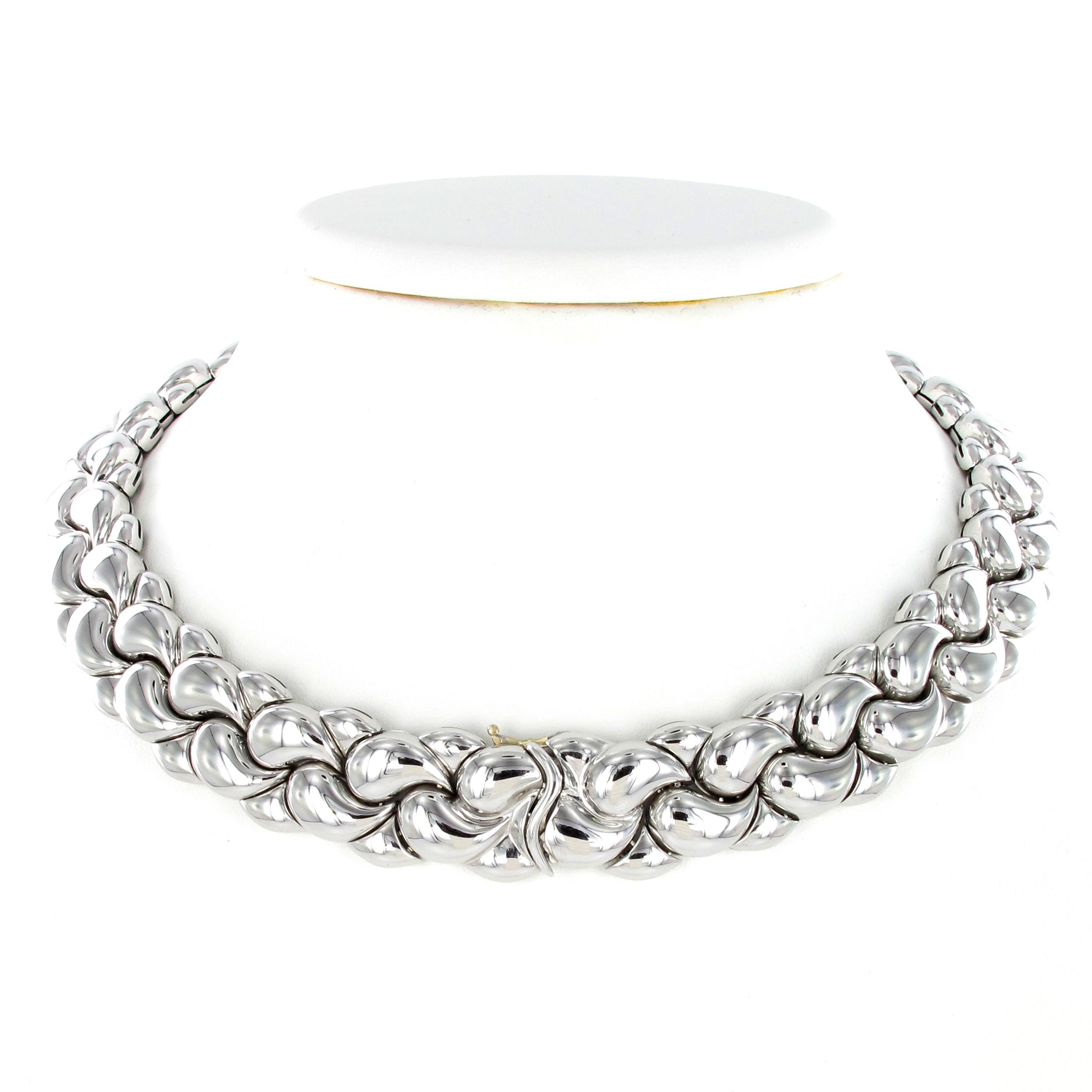 Contemporary Chopard Casmir White Gold Necklace