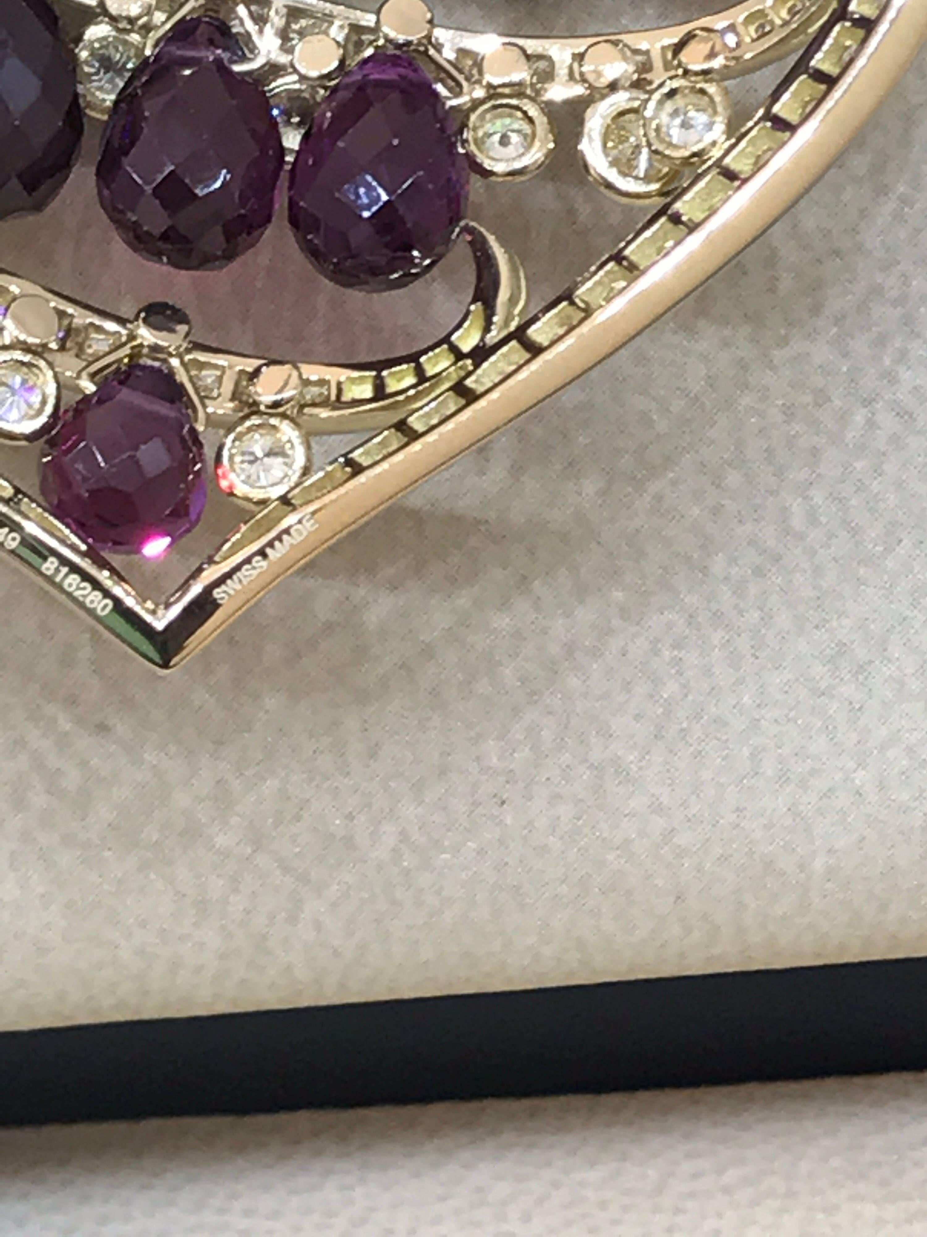 Chopard Copacabana 18 Karat Gold Full Diamond Heart Pendant Necklace Brand New For Sale 3