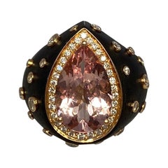 Anello Chopard in resina nera in oro giallo 18 carati, unico nel suo genere, con morganite e diamanti
