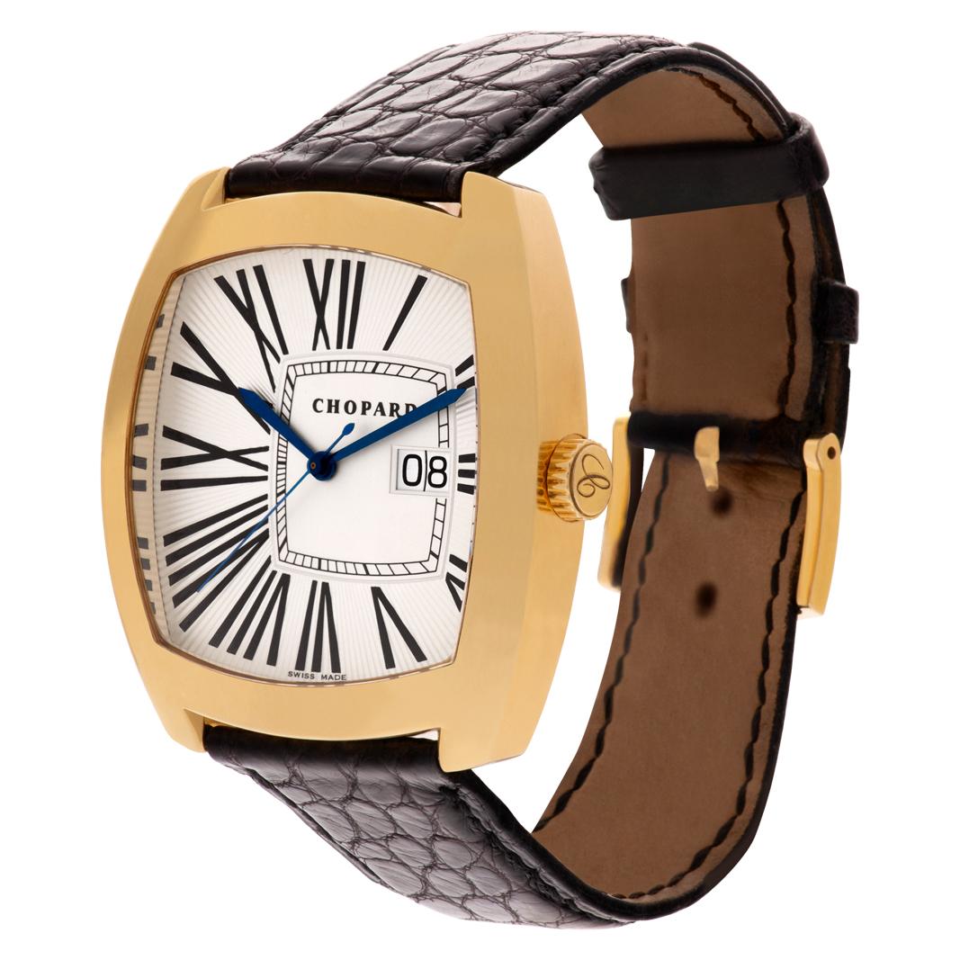 Chopard Date Vision in 18k yellow gold on a Chopard black alligator leather strap with original 18k tang buckle. Auto w/ sweep seconds and date. 41 mm case size. Ref 16/3556. Circa 2000s. Fine Pre-owned Chopard Watch.

 Certified preowned Dress