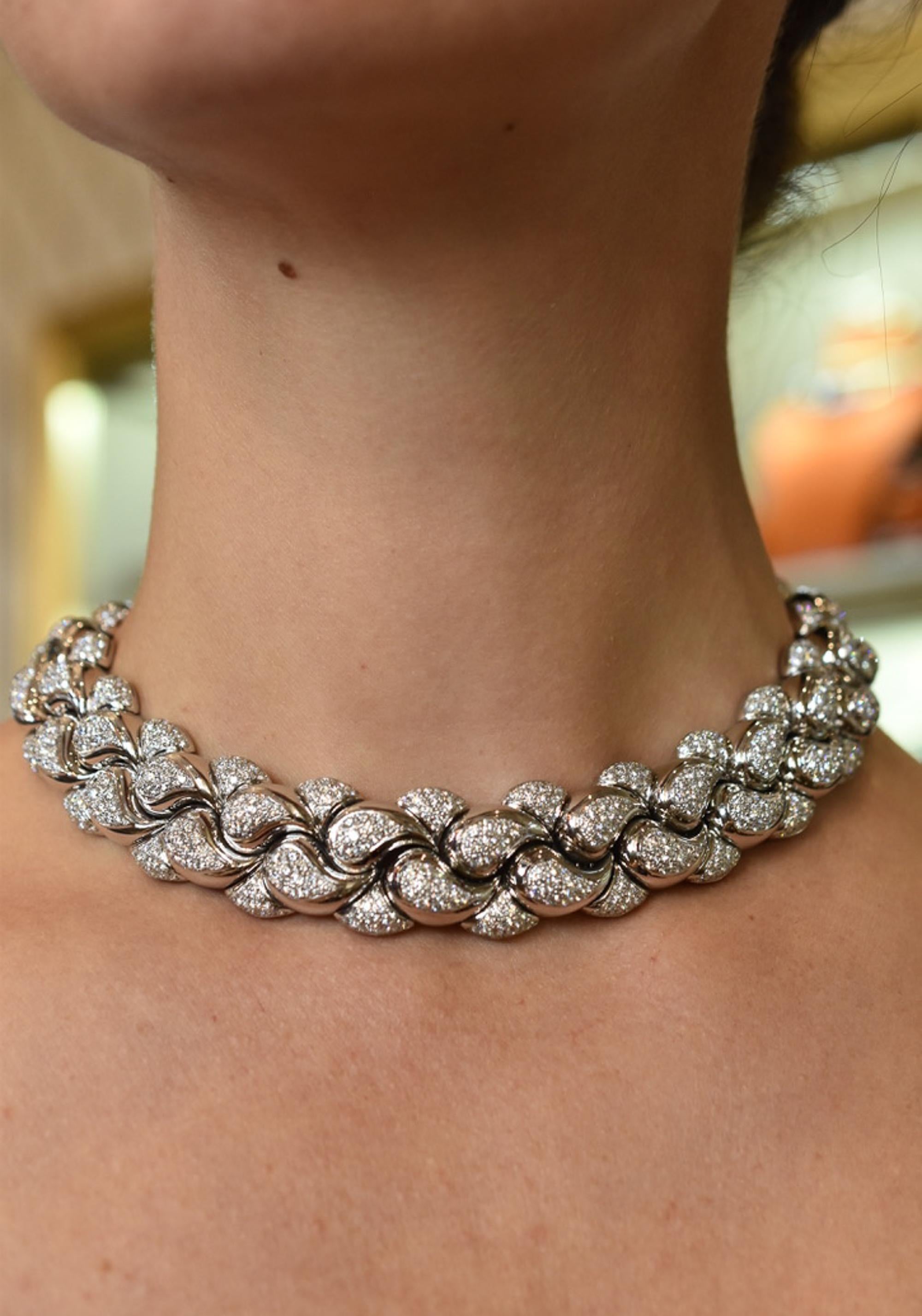 Un sontuoso collare Chopard con diamante 
