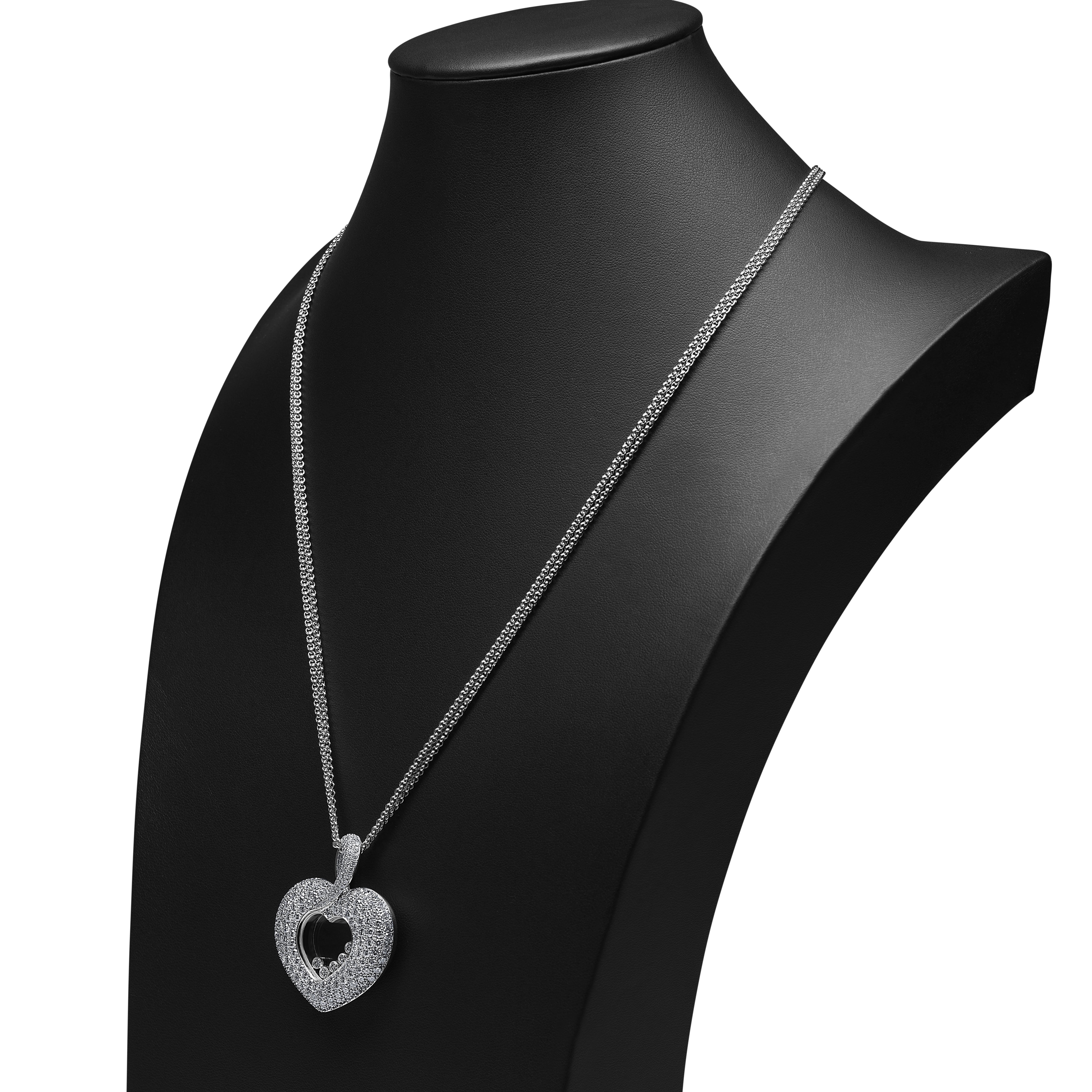 Collana Chopard con ciondolo a cuore con diamanti 