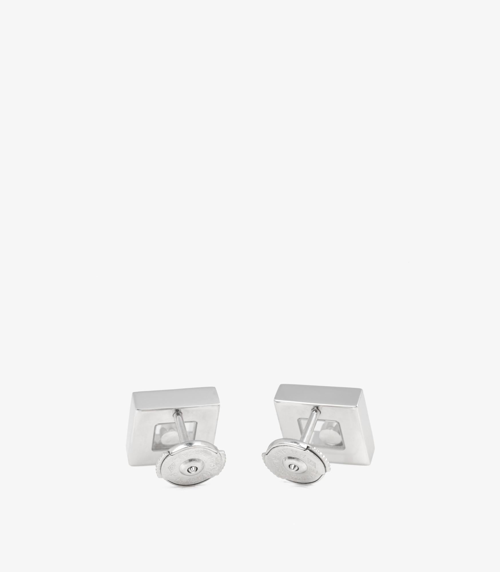 Diamant-Ohrringe aus 18 Karat Weißgold mit quadratischem Design und Happy Diamonds von Chopard im Zustand „Gut�“ in Bishop's Stortford, Hertfordshire