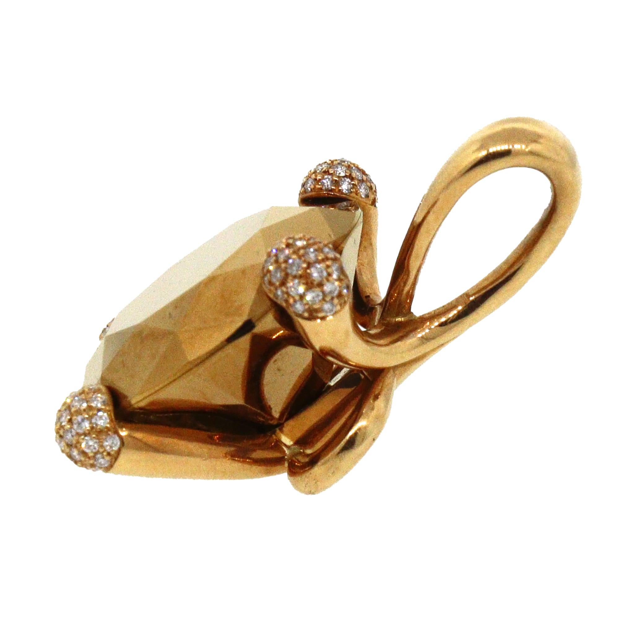 oro giallo 18 kt
Punzoni: Chopard, Au750, Numero di Serie
Catena non inclusa
Peso totale: 20,15 grammi