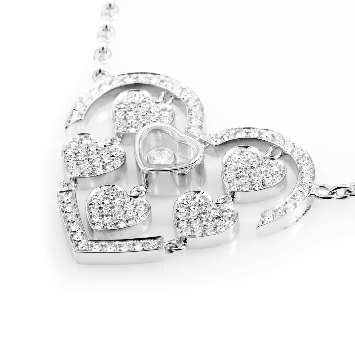The resplendent heart-shaped pendant on this Chopard Happy Amore necklace will instantly catch your attention. In total, the necklace is set with 1.23 ct. of diamonds. Its 18K white gold chain, which is fitted with a durable lobster closure,