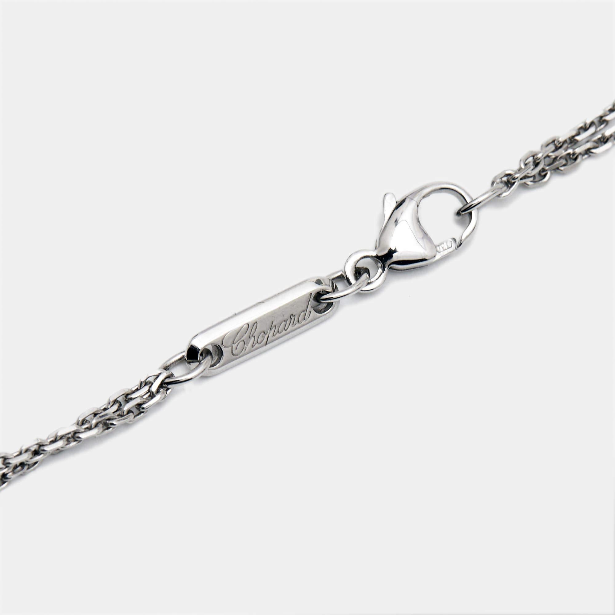 Chopard Happy Bubbles Diamonds 18k White Gold Necklace In Good Condition In Dubai, Al Qouz 2