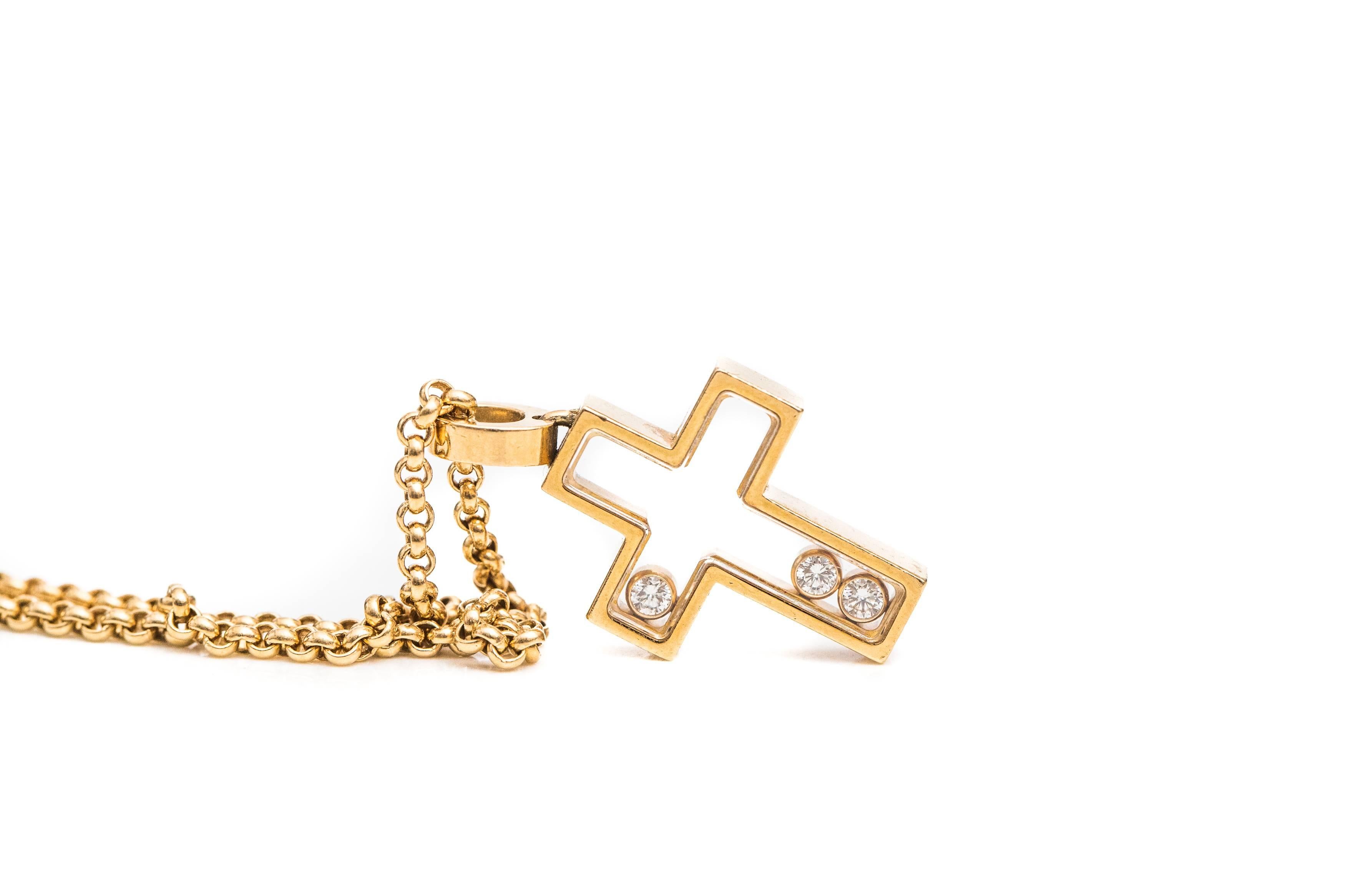  Number 79/4009 Chopard Happy Diamond Collection Cross Pendant Necklace - 18 Karat Yellow Gold featuring Diamonds

Features 3 Diamonds Floating in a high polish 18 Karat Yellow Gold and Glass Cross. The Pendant has a rich 18 Karat Yellow Gold frame