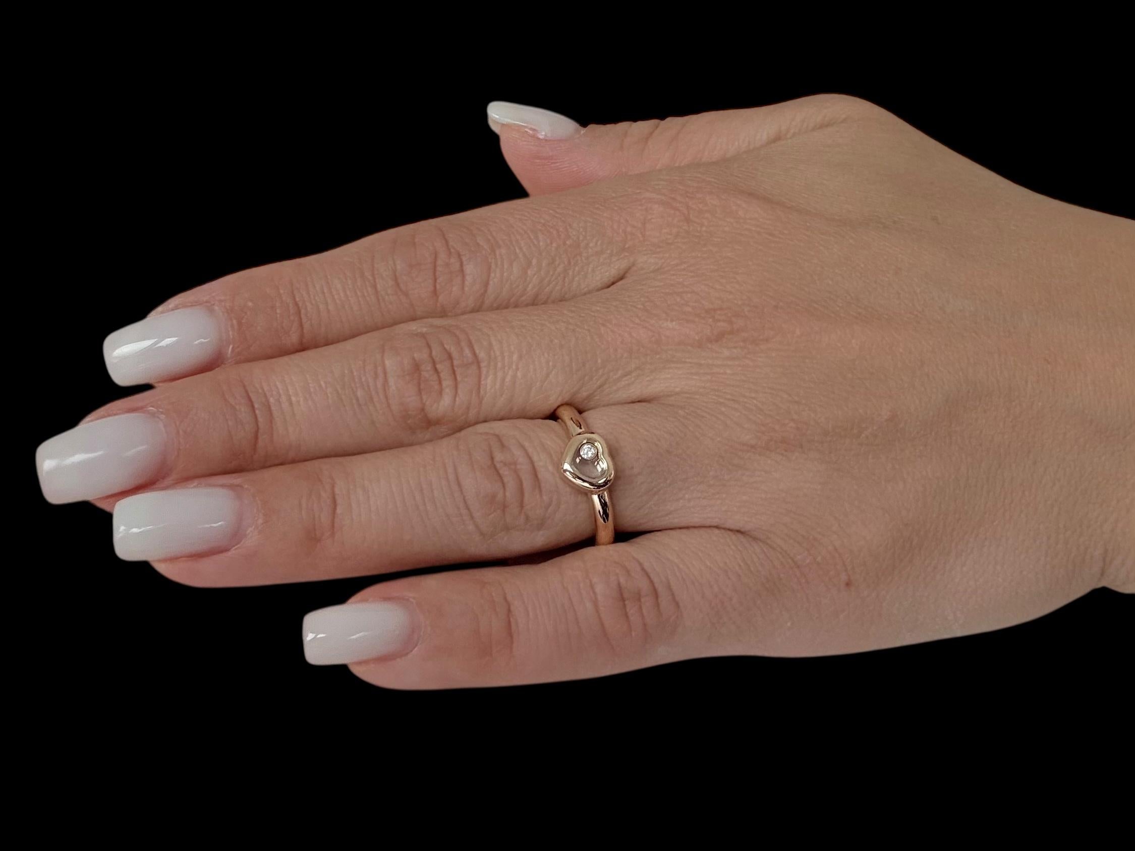 Chopard Happy Diamond Heart Ring 18 karat Yellow Gold For Sale 8