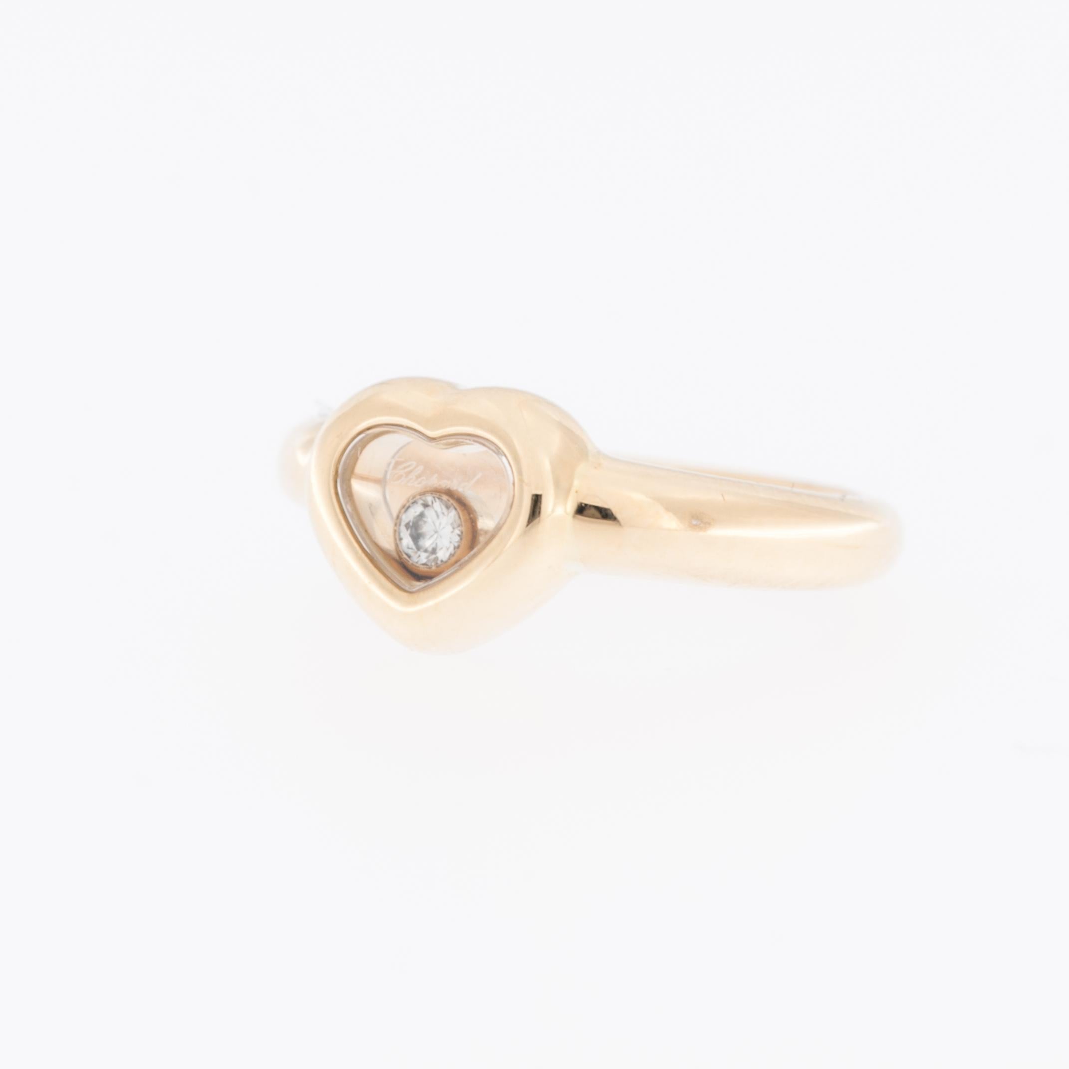 Chopard Happy Diamond Heart Ring 18 karat Yellow Gold In Good Condition For Sale In Esch-Sur-Alzette, LU