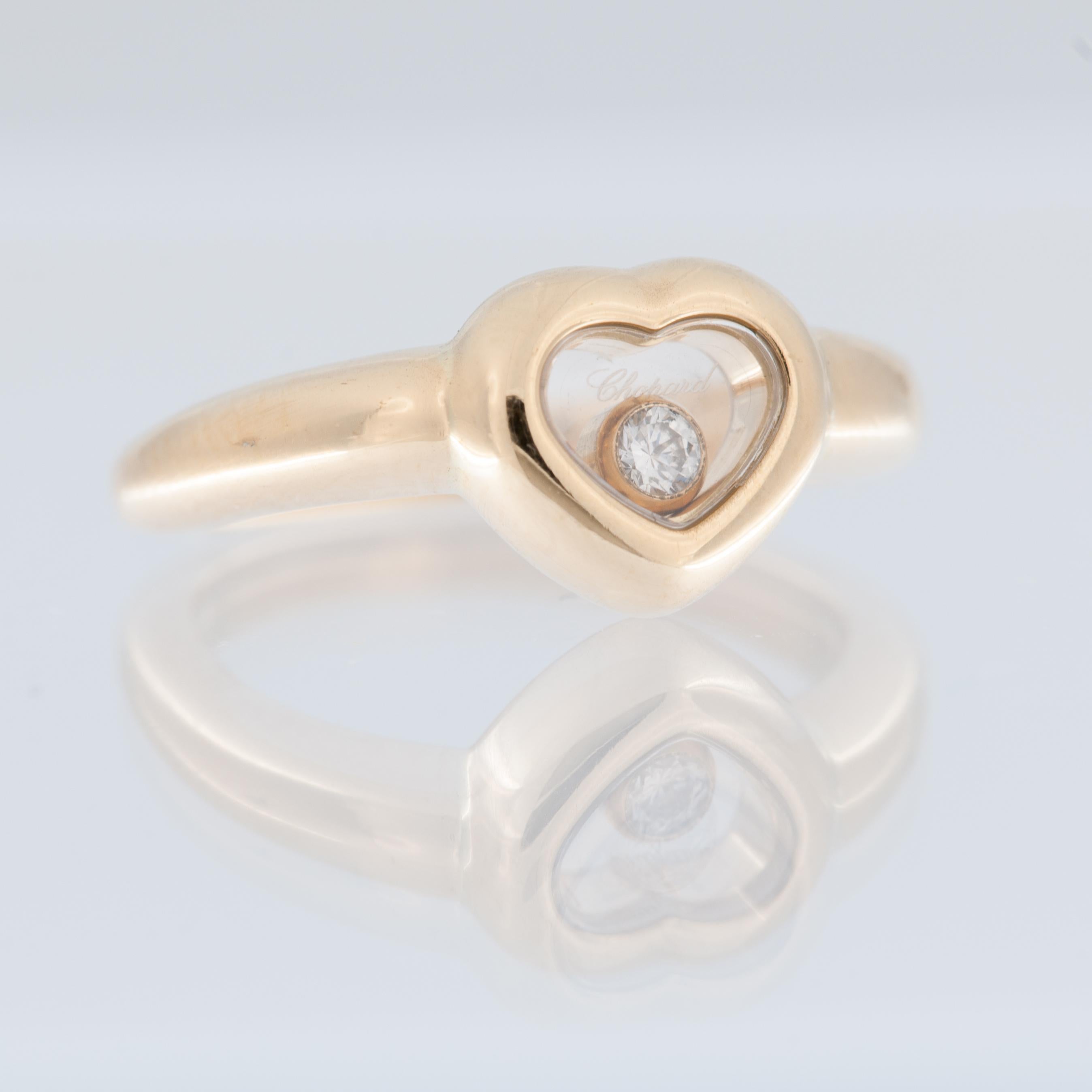 Chopard Happy Diamond Heart Ring 18 karat Yellow Gold For Sale 1