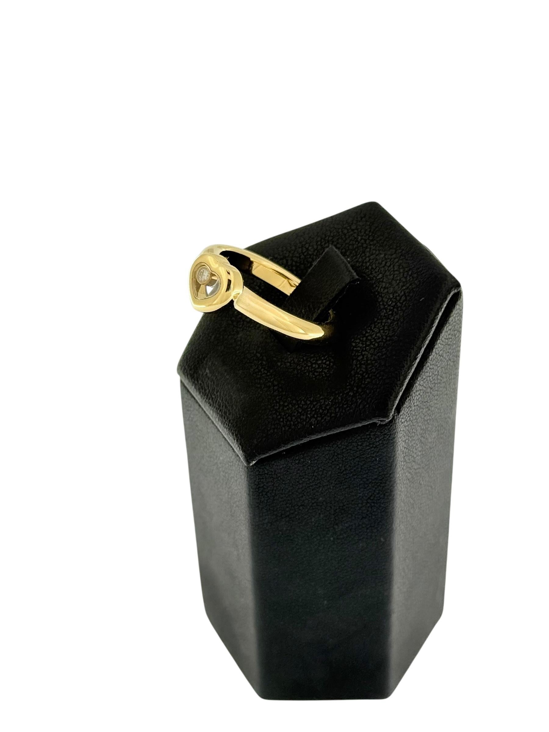 Chopard Happy Diamond Heart Ring 18 karat Yellow Gold For Sale 2