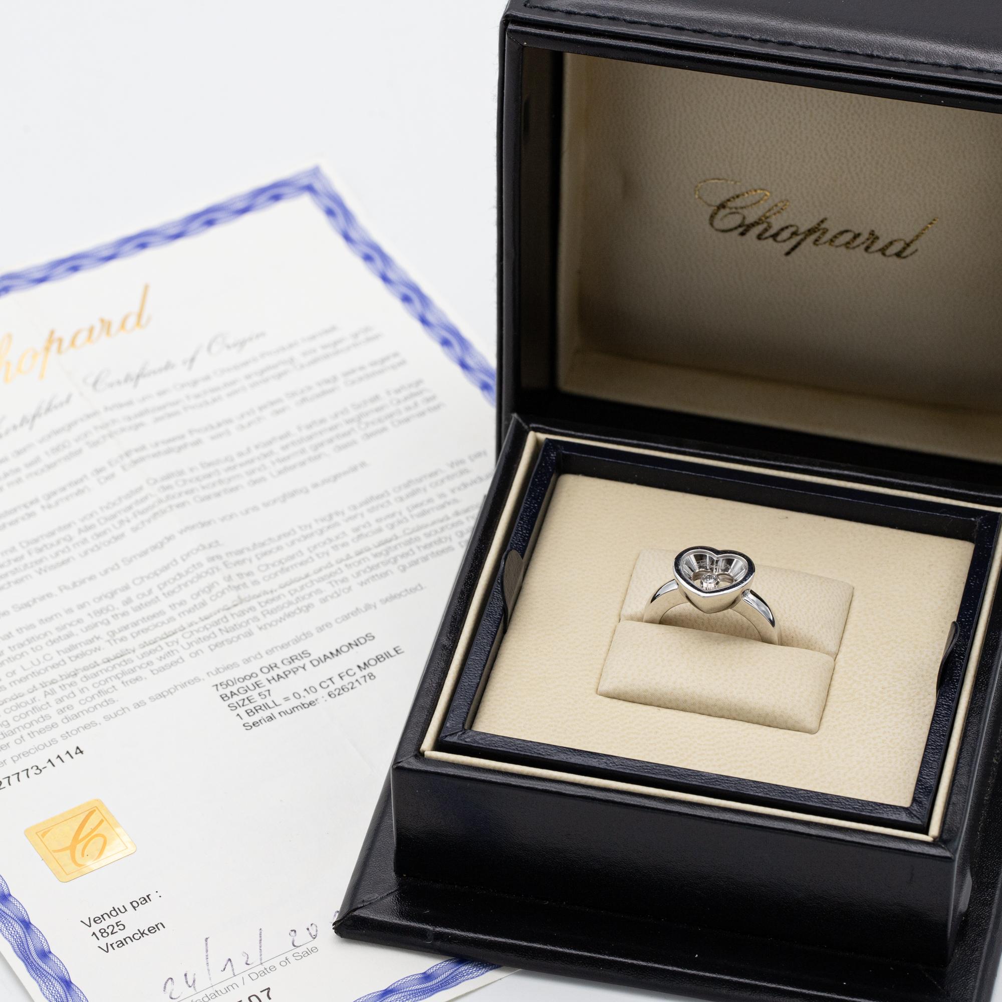Modern Chopard Happy Diamond ring - 18k white gold with authentic certificate  For Sale