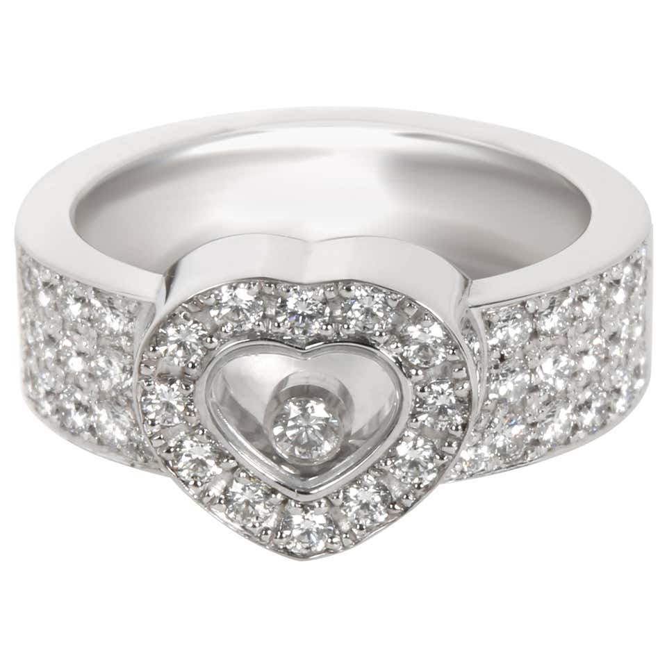 Chopard Happy Diamond Ring in 18 Karat White Gold 1 Carat For Sale at ...