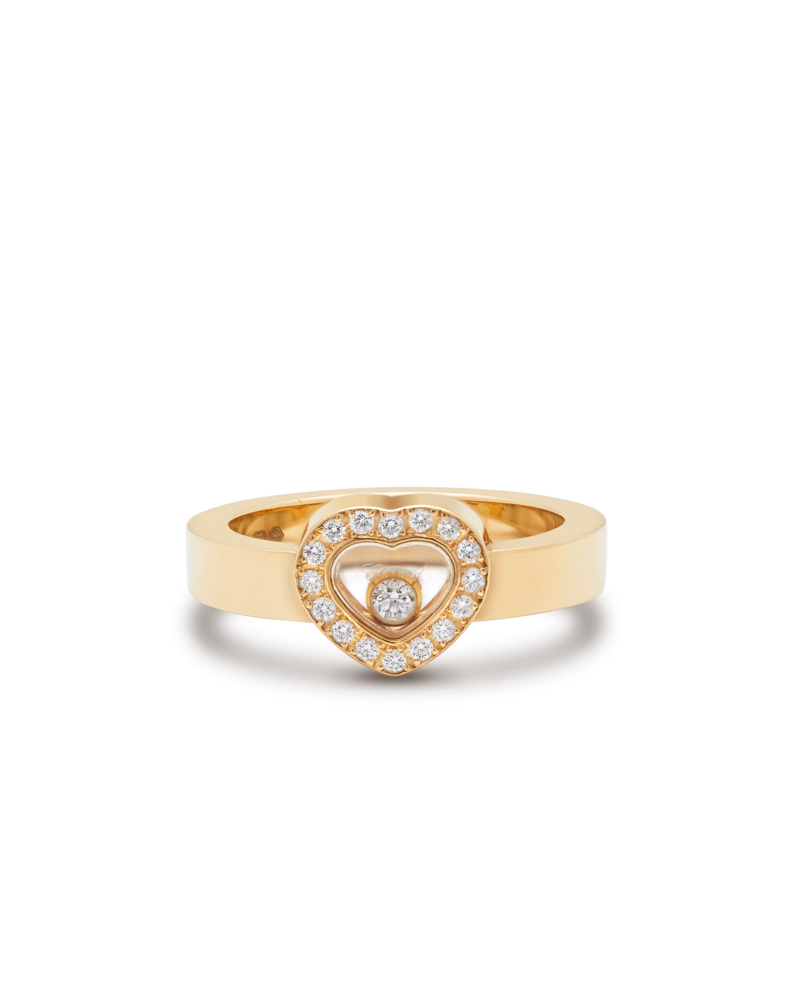 Contemporary Chopard Happy diamond ring set in yellow gold, fully set, Box and Certificate  For Sale