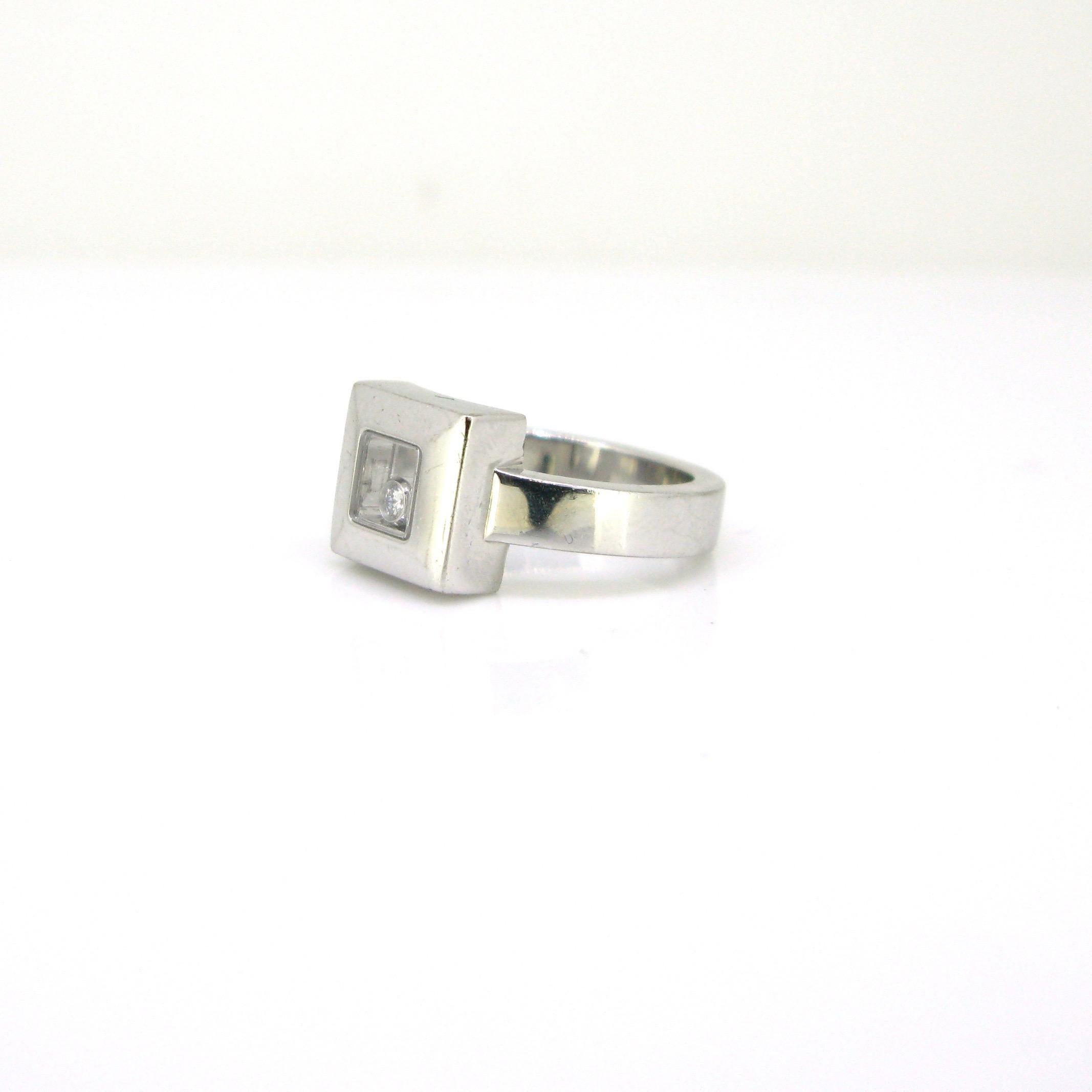 Brilliant Cut Chopard Happy Diamond Square Ring, 18 Karat White Gold, Switzerland For Sale