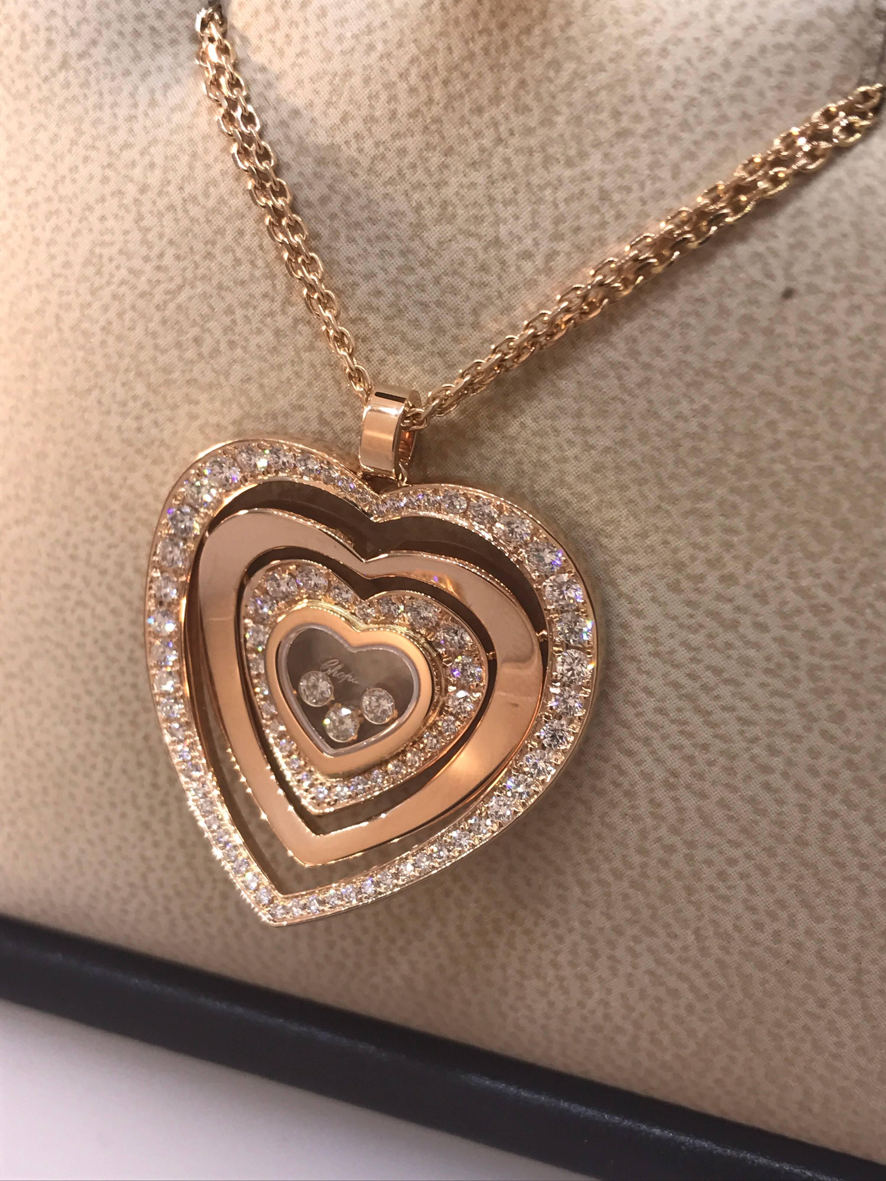 Chopard Happy Diamonds 18 Karat Rose Gold Heart Pendant Necklace 79/7221-5002 For Sale 2