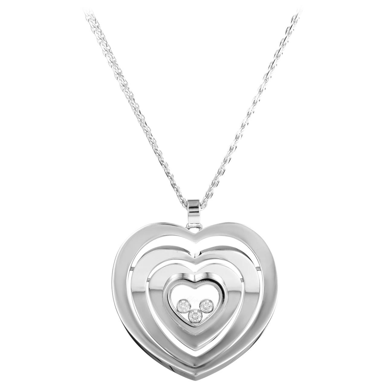 Chopard Happy Diamonds 18 Karat White Gold Heart Pendant Necklace 797221-1001