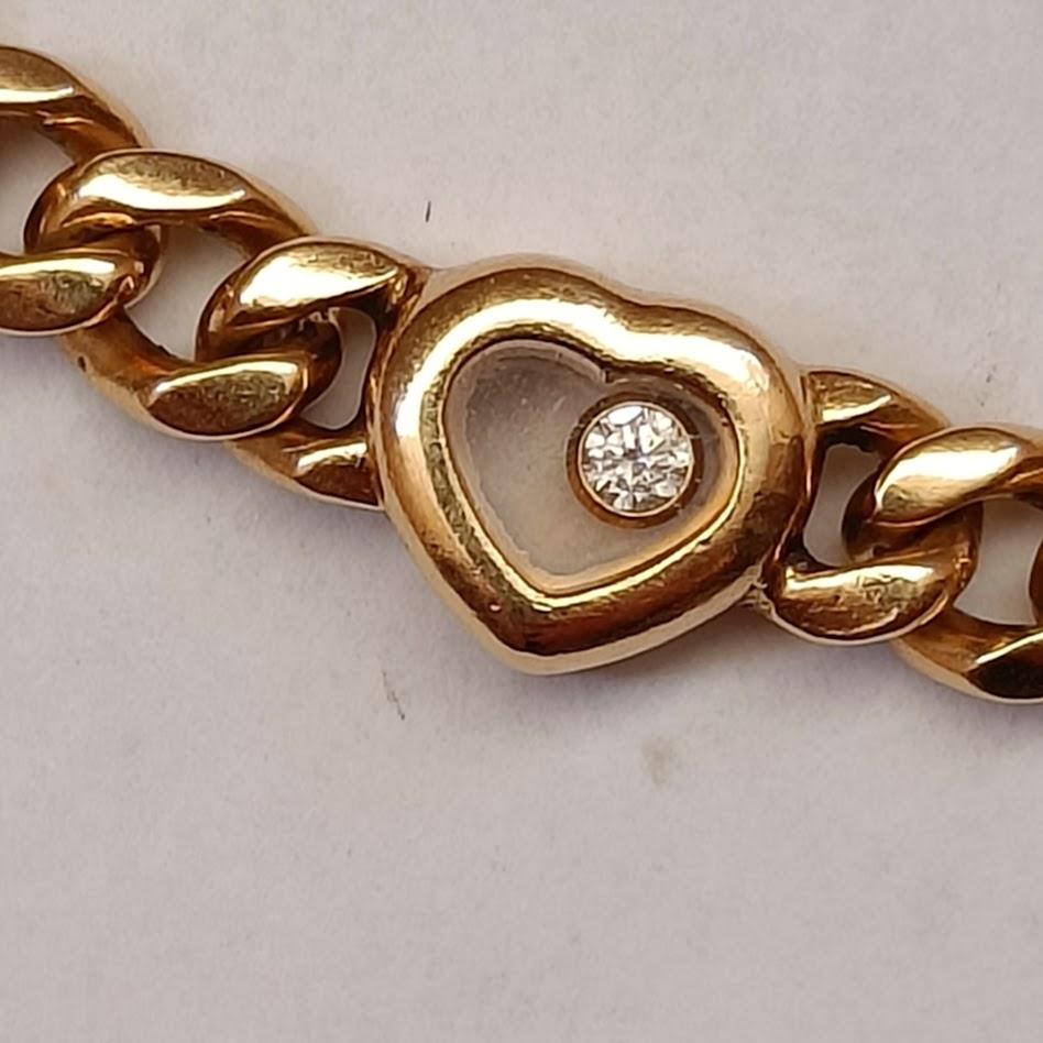 Brilliant Cut Chopard Happy Diamonds Bracelet - 18k Gold Curb Link For Sale